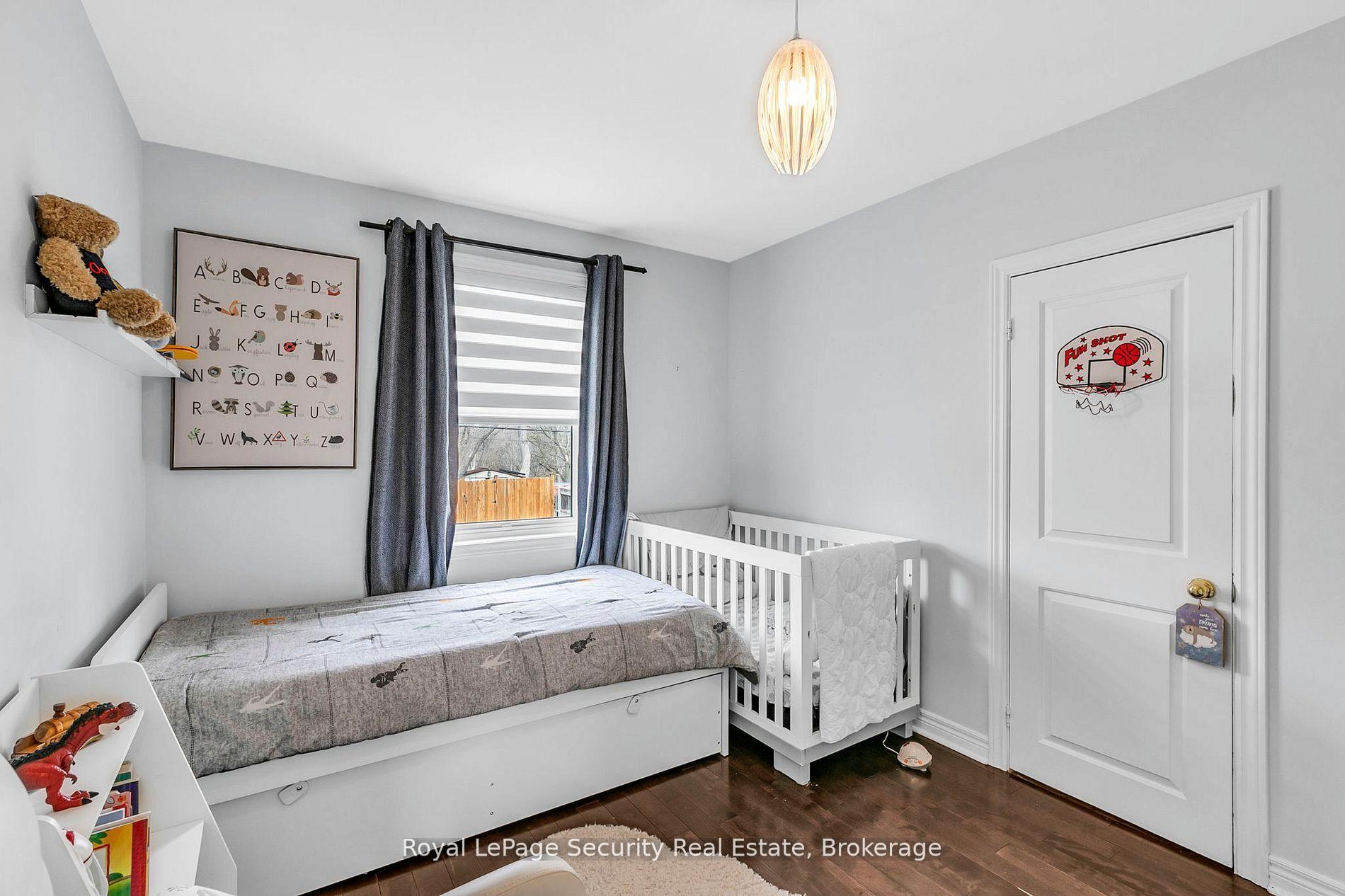 Photo 28 of 251 Thistle Down Boulevard, Etobicoke, Thistletown-Beaumonde Heights — HOMEH