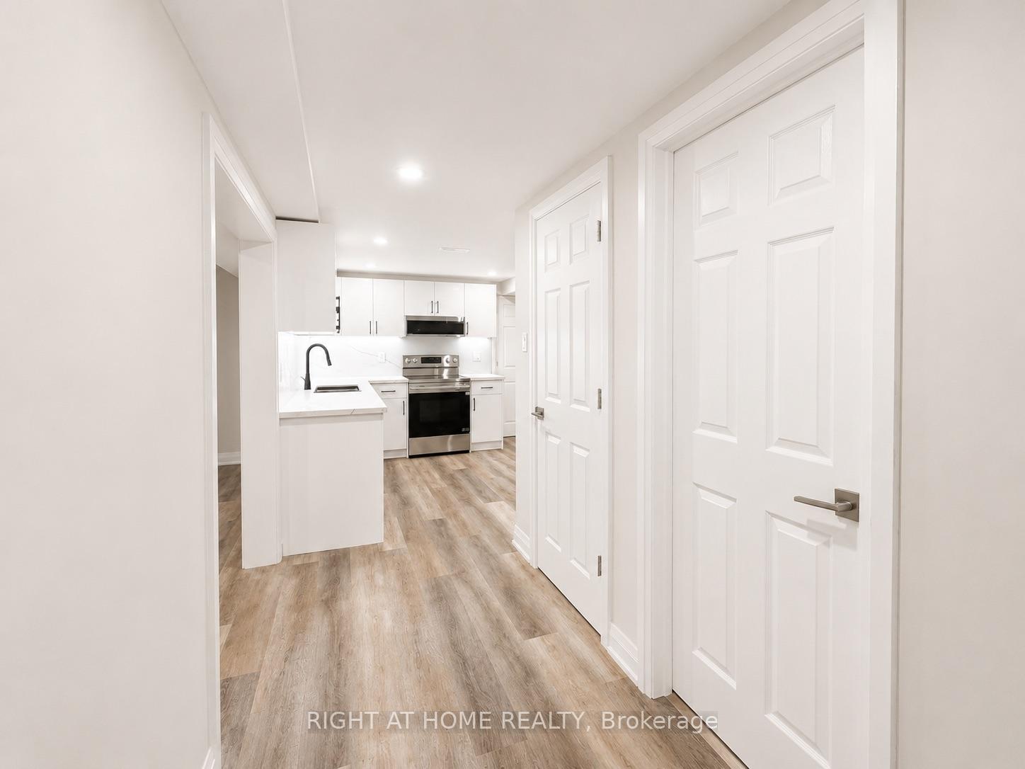 Photo 8 of 78 Julia Street, Markham, Thornhill — HOMEH