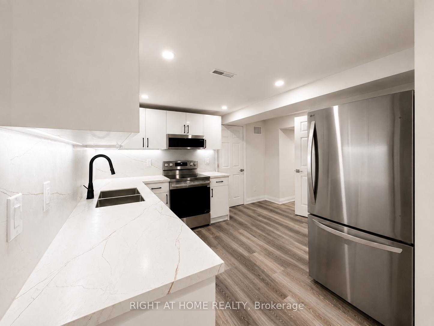 Photo 13 of 78 Julia Street, Markham, Thornhill — HOMEH