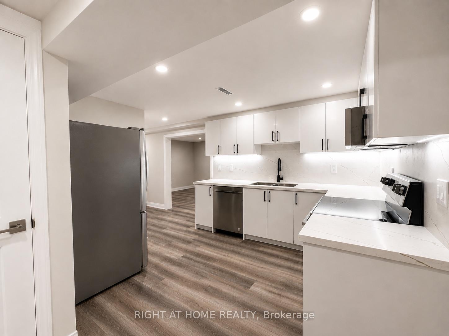 Photo 14 of 78 Julia Street, Markham, Thornhill — HOMEH