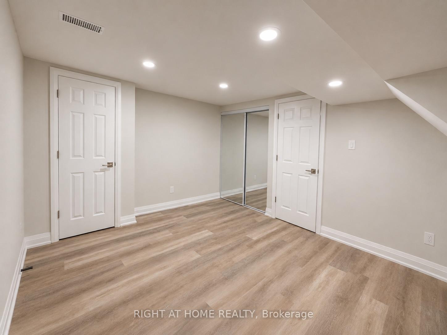 Photo 20 of 78 Julia Street, Markham, Thornhill — HOMEH