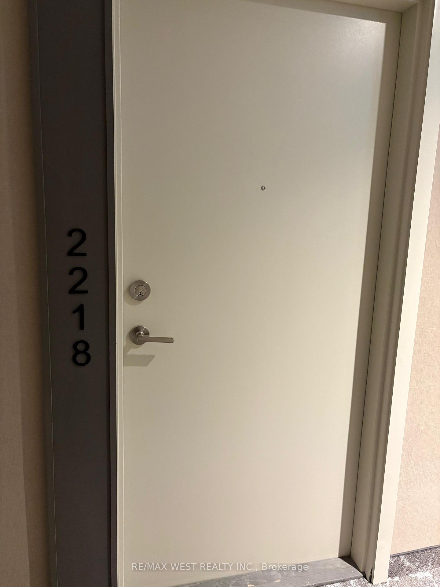 Photo 3 of Unit 2218, 6 Flavelle Trail, Vaughan, Steeles West Industrial — HOMEH