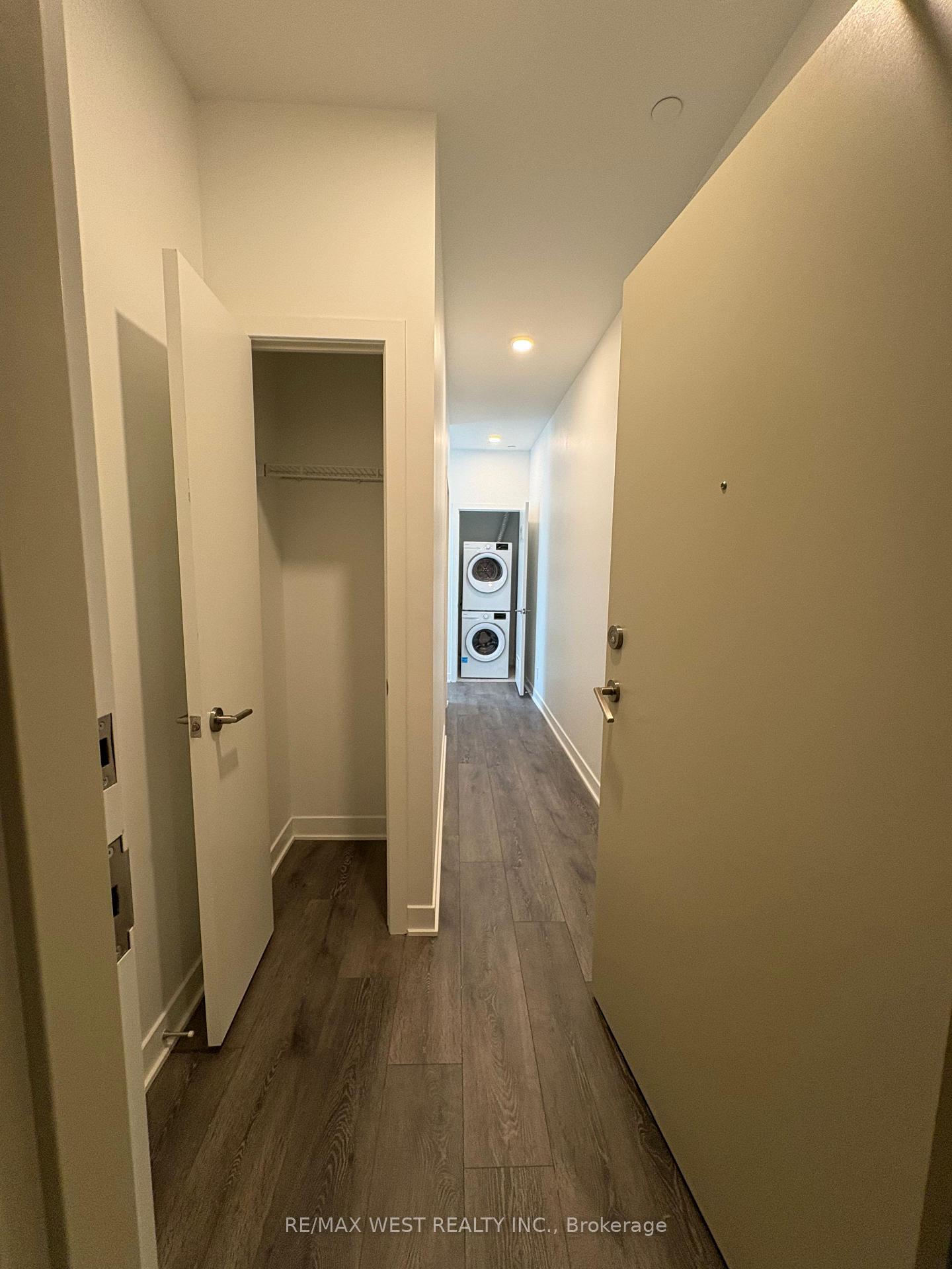 Photo 12 of Unit 2218, 6 Flavelle Trail, Vaughan, Steeles West Industrial — HOMEH