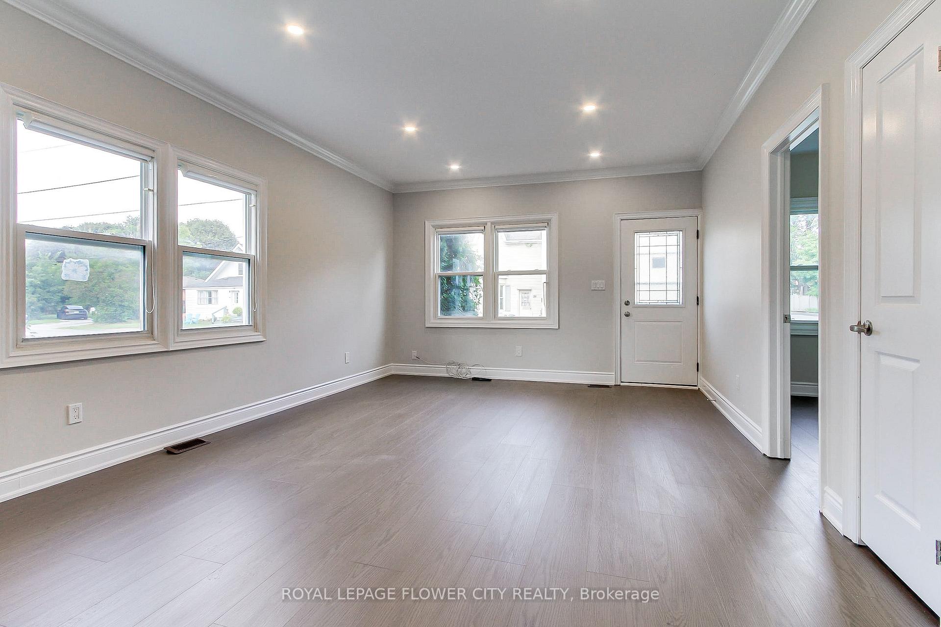 Photo 6 of Unit Main Floor, 24 John Street, Halton Hills, Georgetown — HOMEH