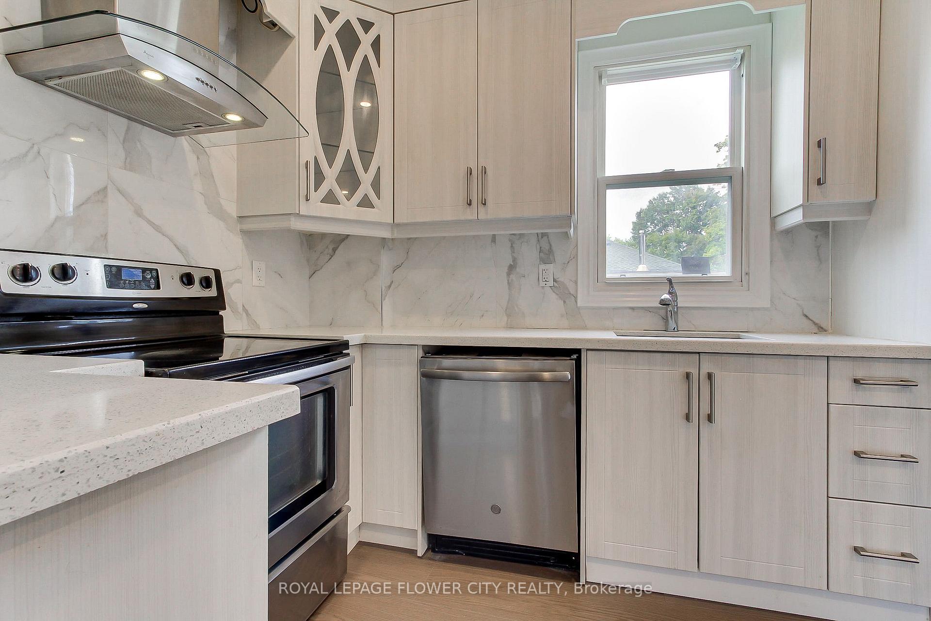 Photo 15 of Unit Main Floor, 24 John Street, Halton Hills, Georgetown — HOMEH