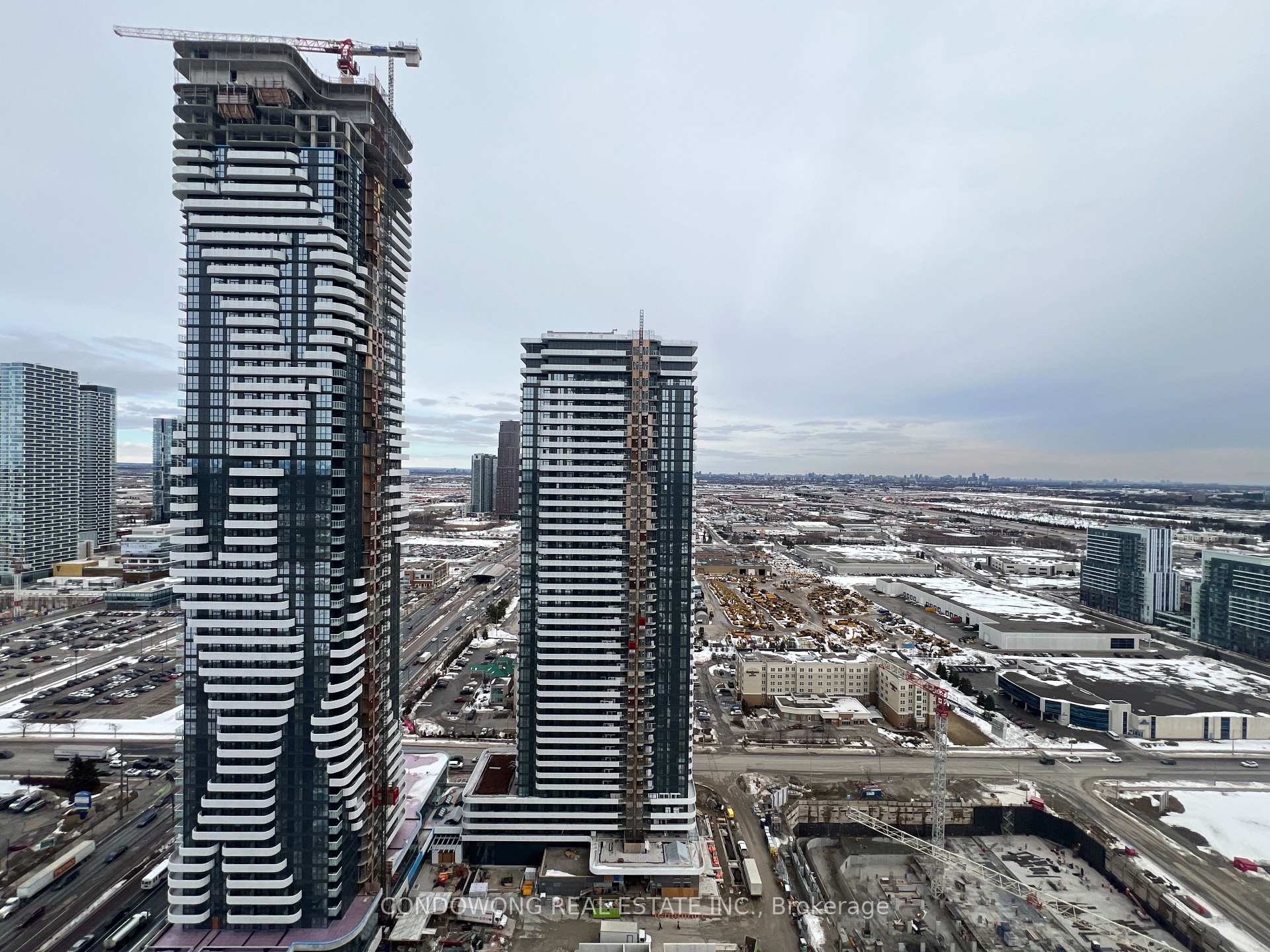 Photo 8 of Unit 4001, 195 Commerce Street, Vaughan, Concord — HOMEH