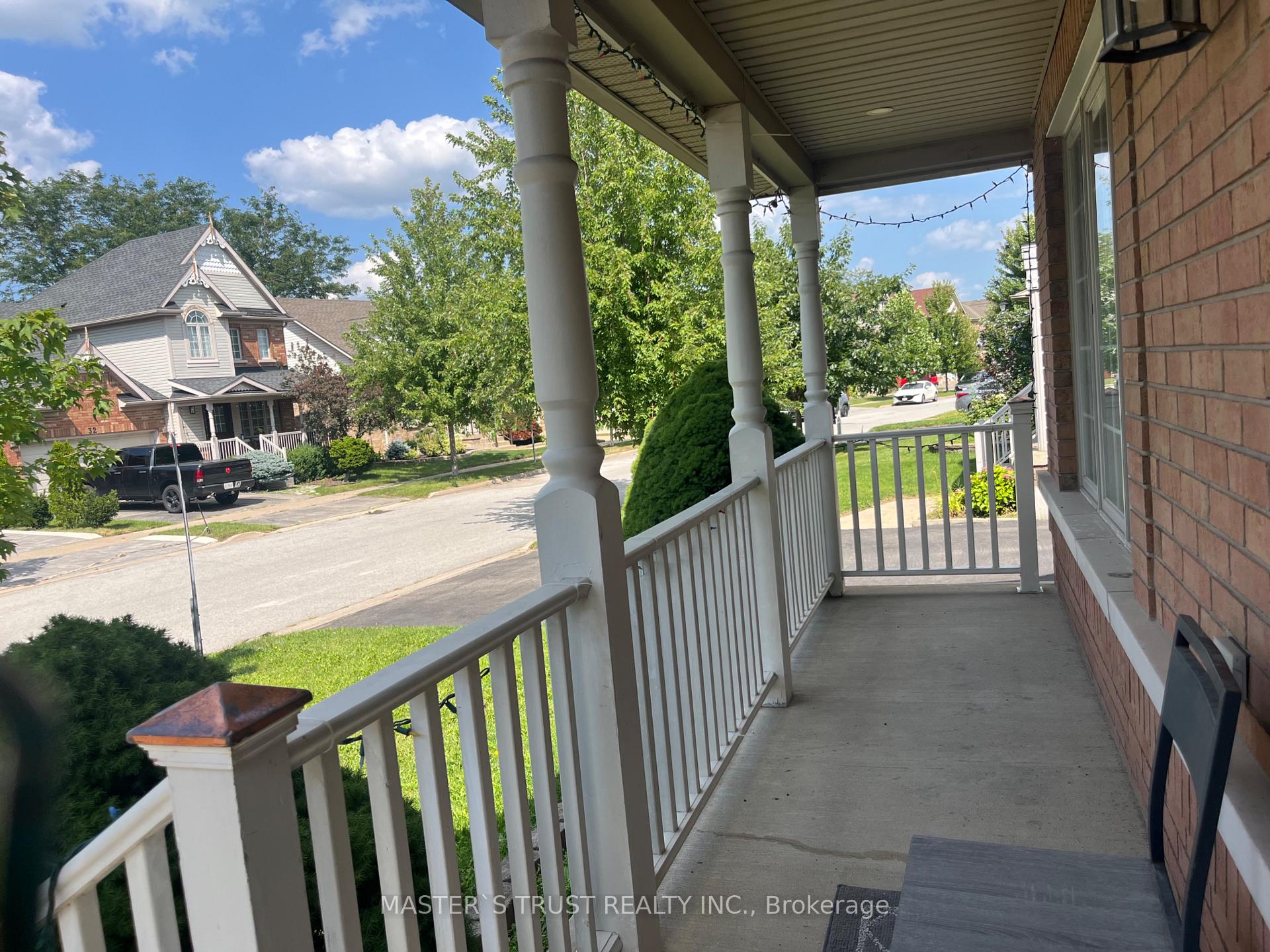 Photo 4 of 25 Stevens Drive, Niagara-on-the-Lake, Glendale — HOMEH