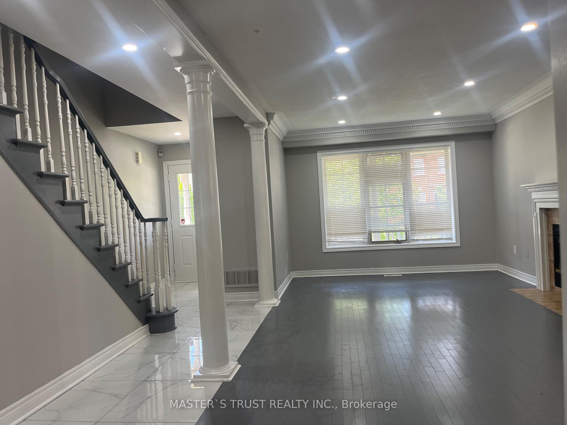 Photo 8 of 25 Stevens Drive, Niagara-on-the-Lake, Glendale — HOMEH