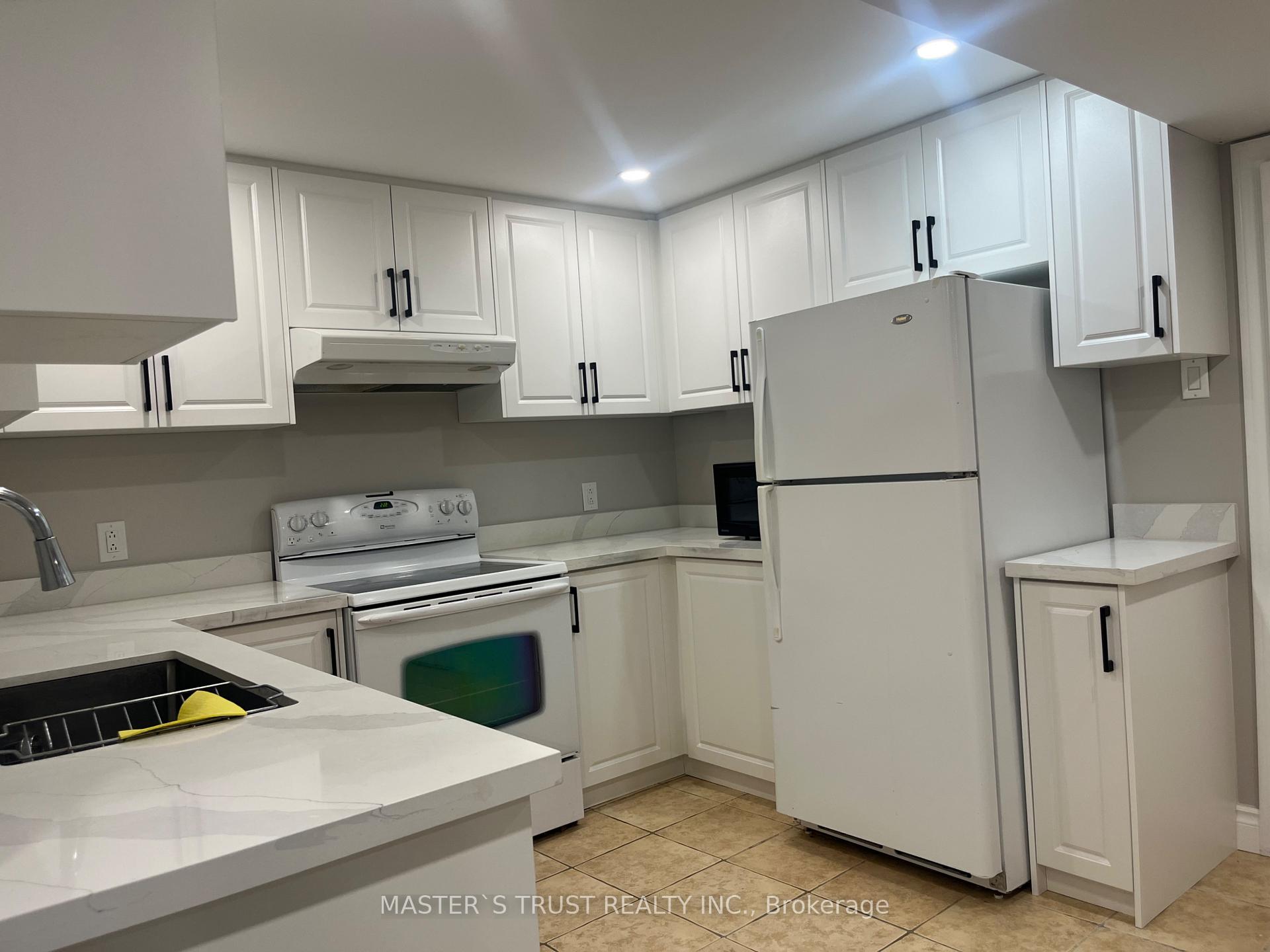 Photo 41 of 25 Stevens Drive, Niagara-on-the-Lake, Glendale — HOMEH