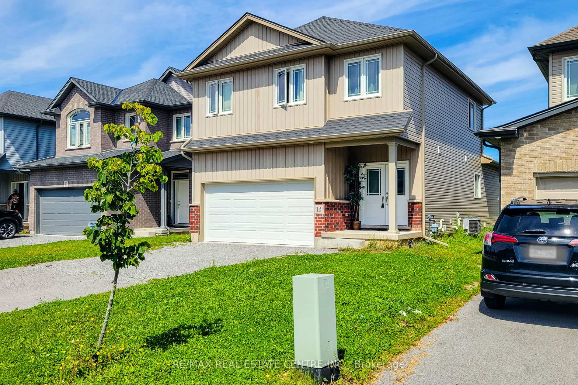 Photo 1 of 12 Bowman Crescent, Thorold, Hurricane/Merrittville — HOMEH