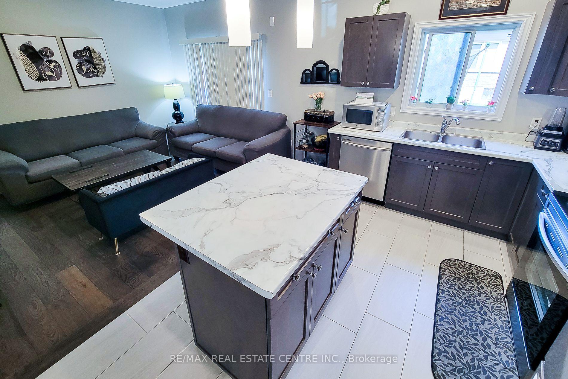 Photo 7 of 12 Bowman Crescent, Thorold, Hurricane/Merrittville — HOMEH