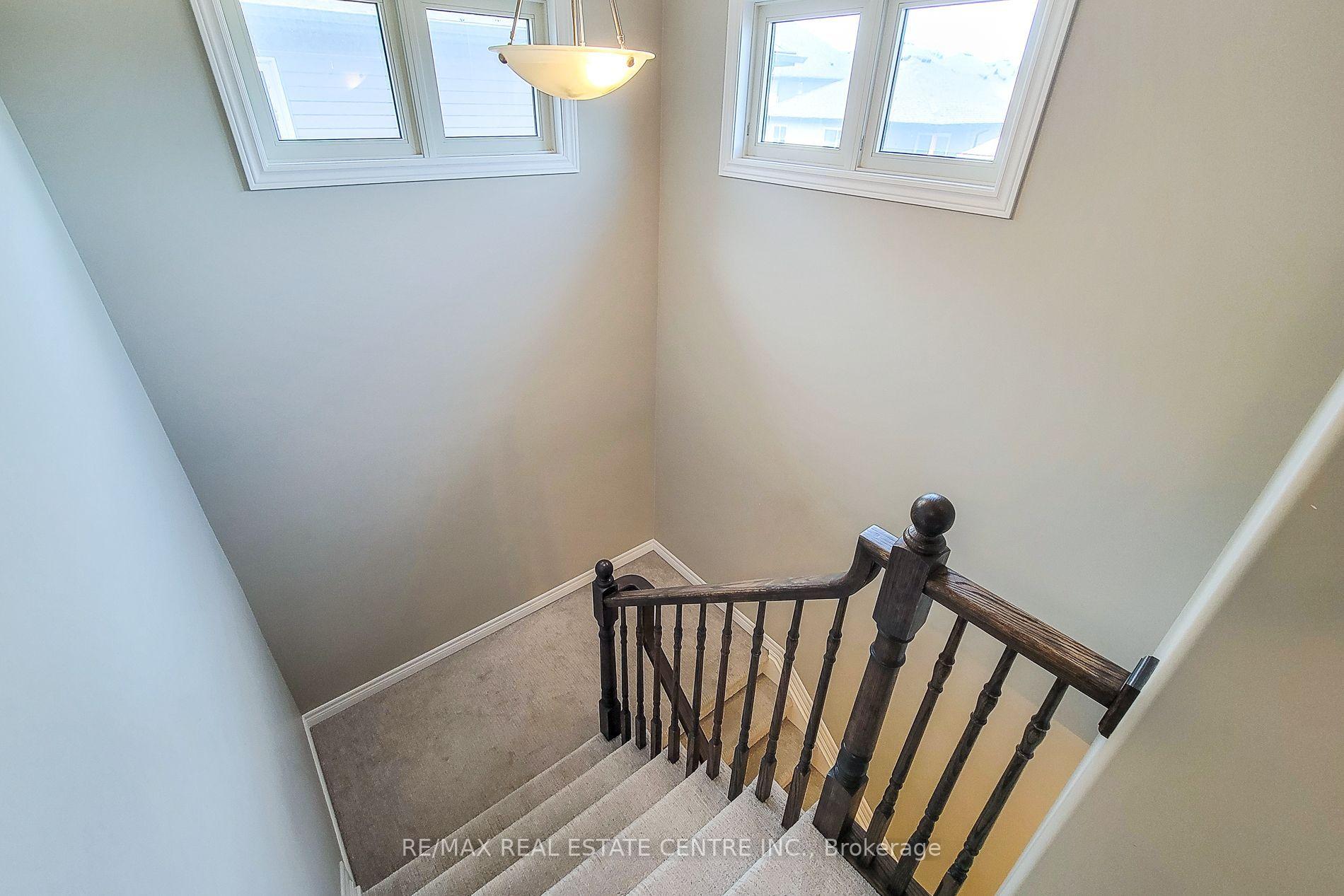 Photo 17 of 12 Bowman Crescent, Thorold, Hurricane/Merrittville — HOMEH