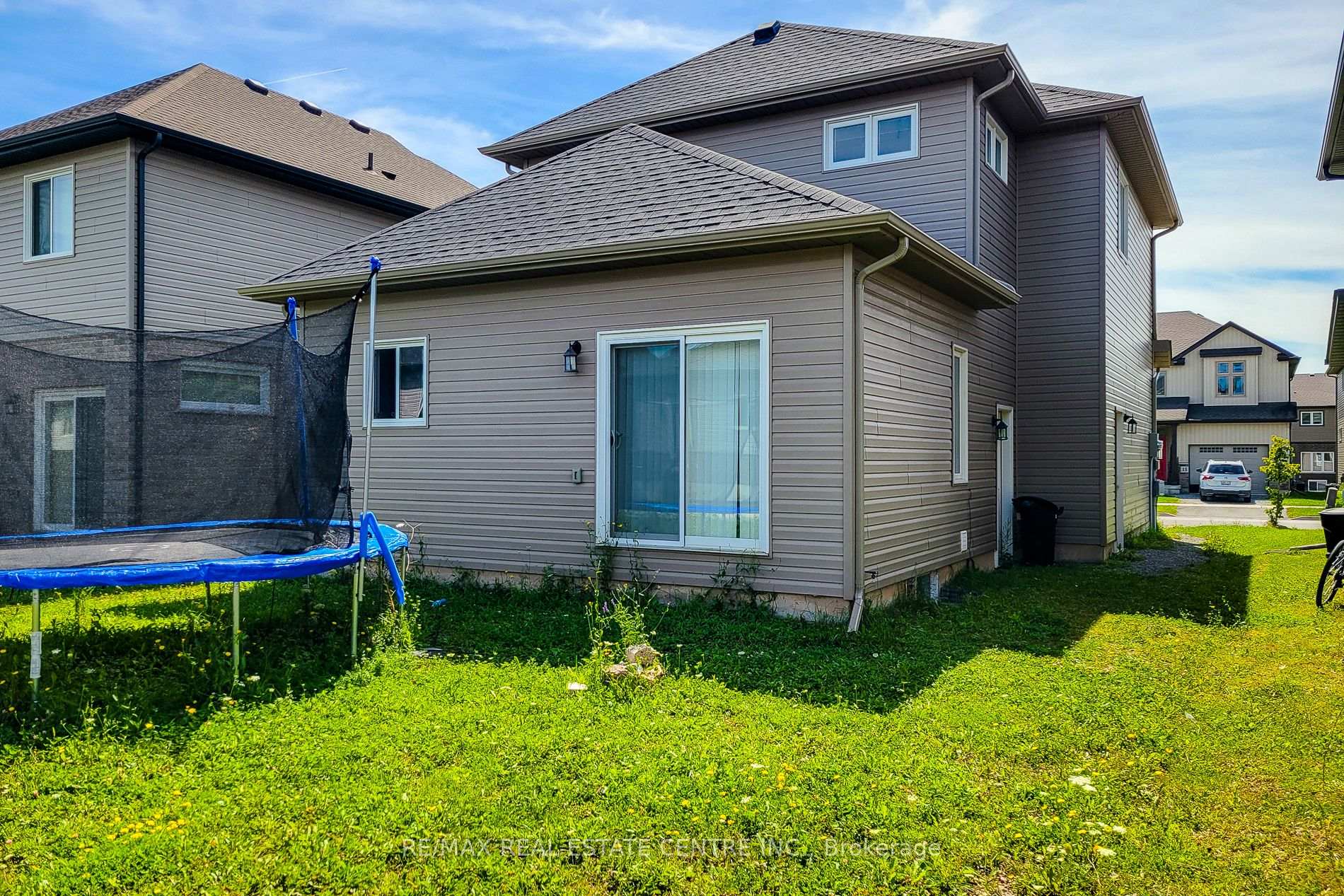 Photo 19 of 12 Bowman Crescent, Thorold, Hurricane/Merrittville — HOMEH
