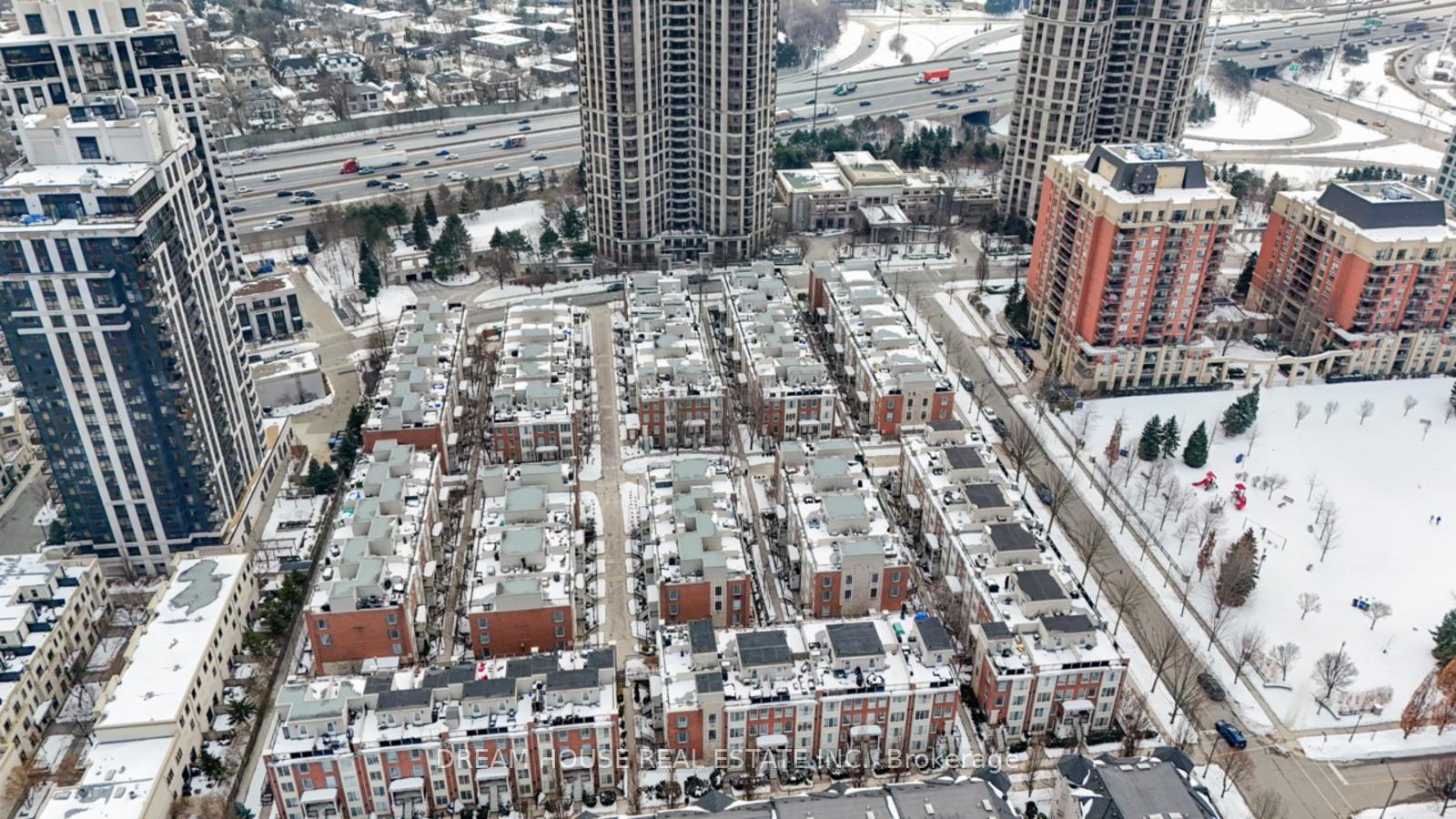 Photo 22 of Unit 1008, 5 Everson Drive, North York, Willowdale East — HOMEH