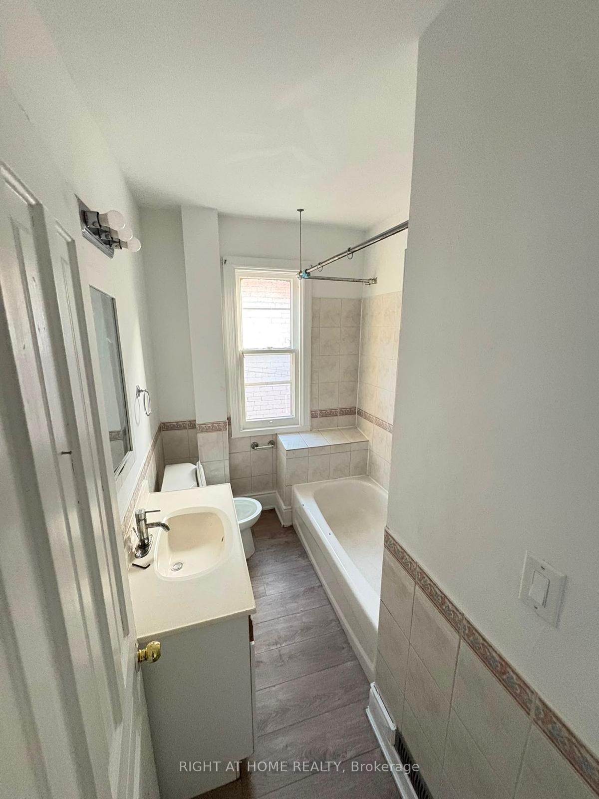Photo 8 of 110 Mrytle Avenue, Hamilton, St. Clair — HOMEH