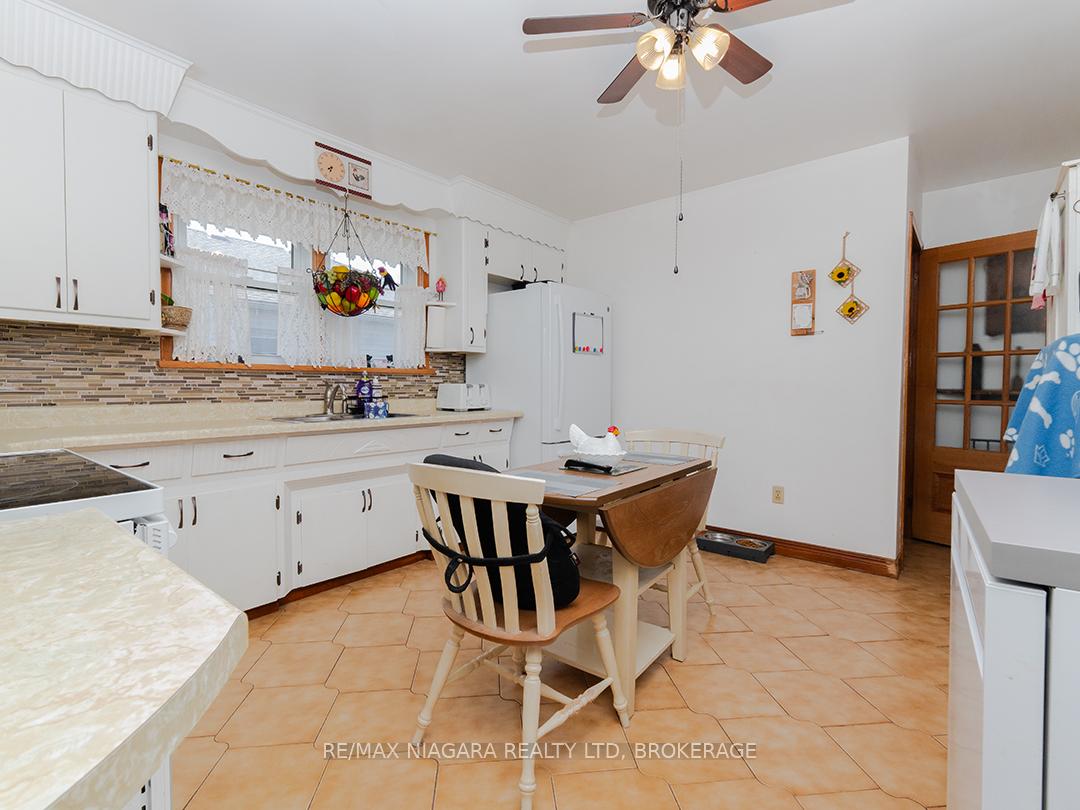Photo 10 of 90 John Street, Port Colborne, Killaly East — HOMEH