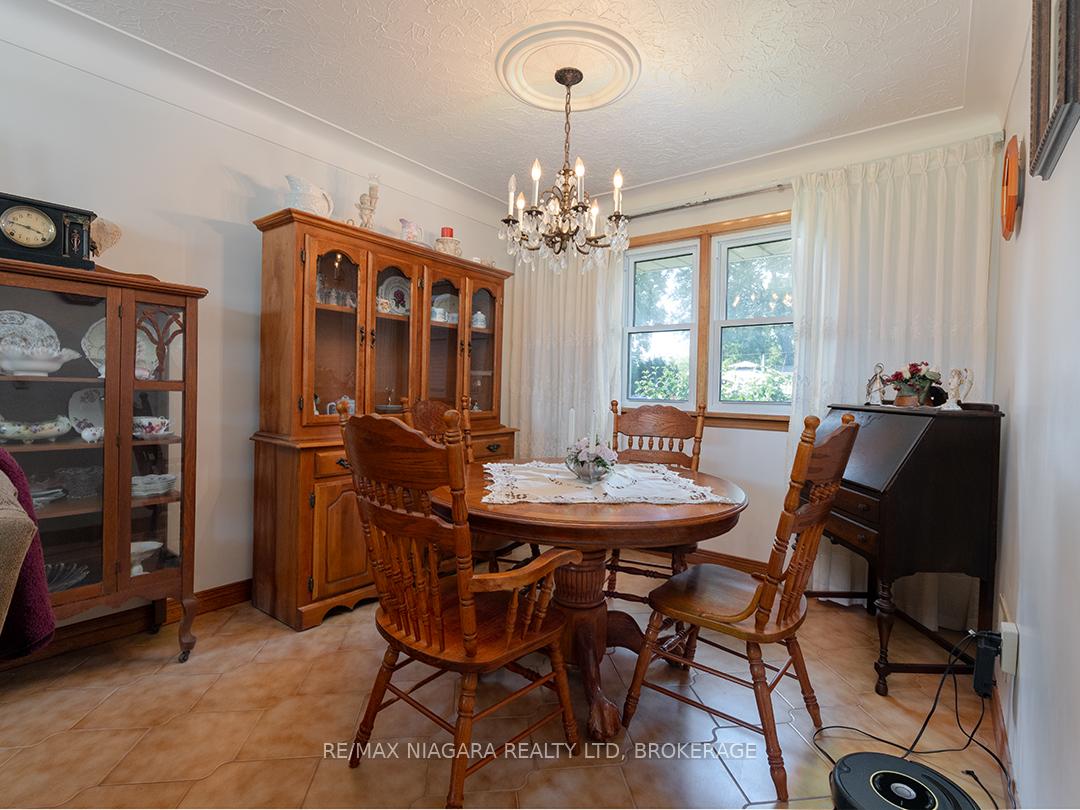 Photo 12 of 90 John Street, Port Colborne, Killaly East — HOMEH