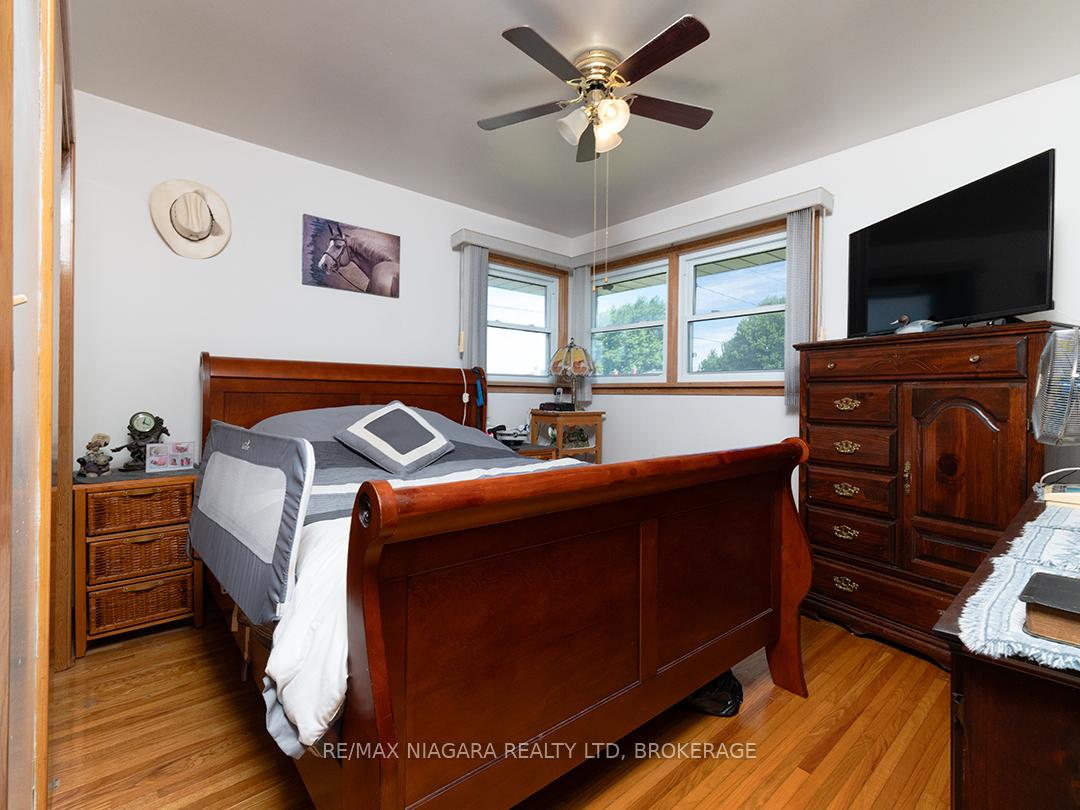 Photo 13 of 90 John Street, Port Colborne, Killaly East — HOMEH