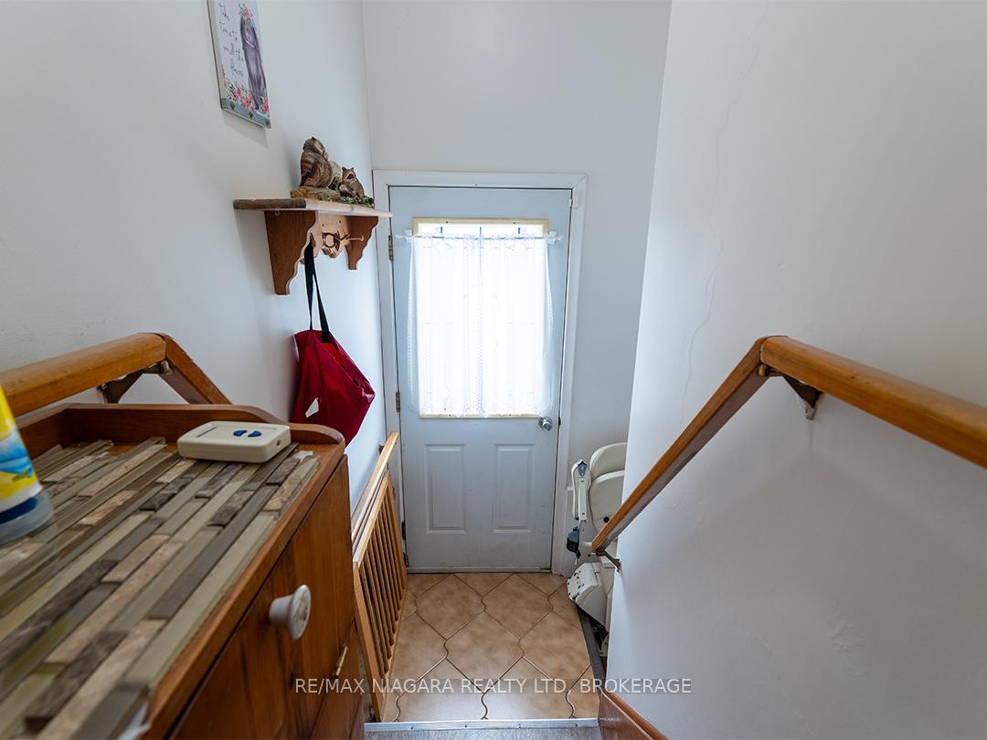 Photo 19 of 90 John Street, Port Colborne, Killaly East — HOMEH
