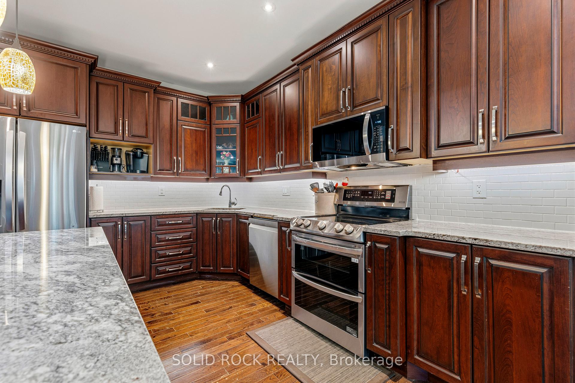 Photo 16 of 717 Upper Oak Leaf Road, Athens, R of Yonge & Escott Twp — HOMEH