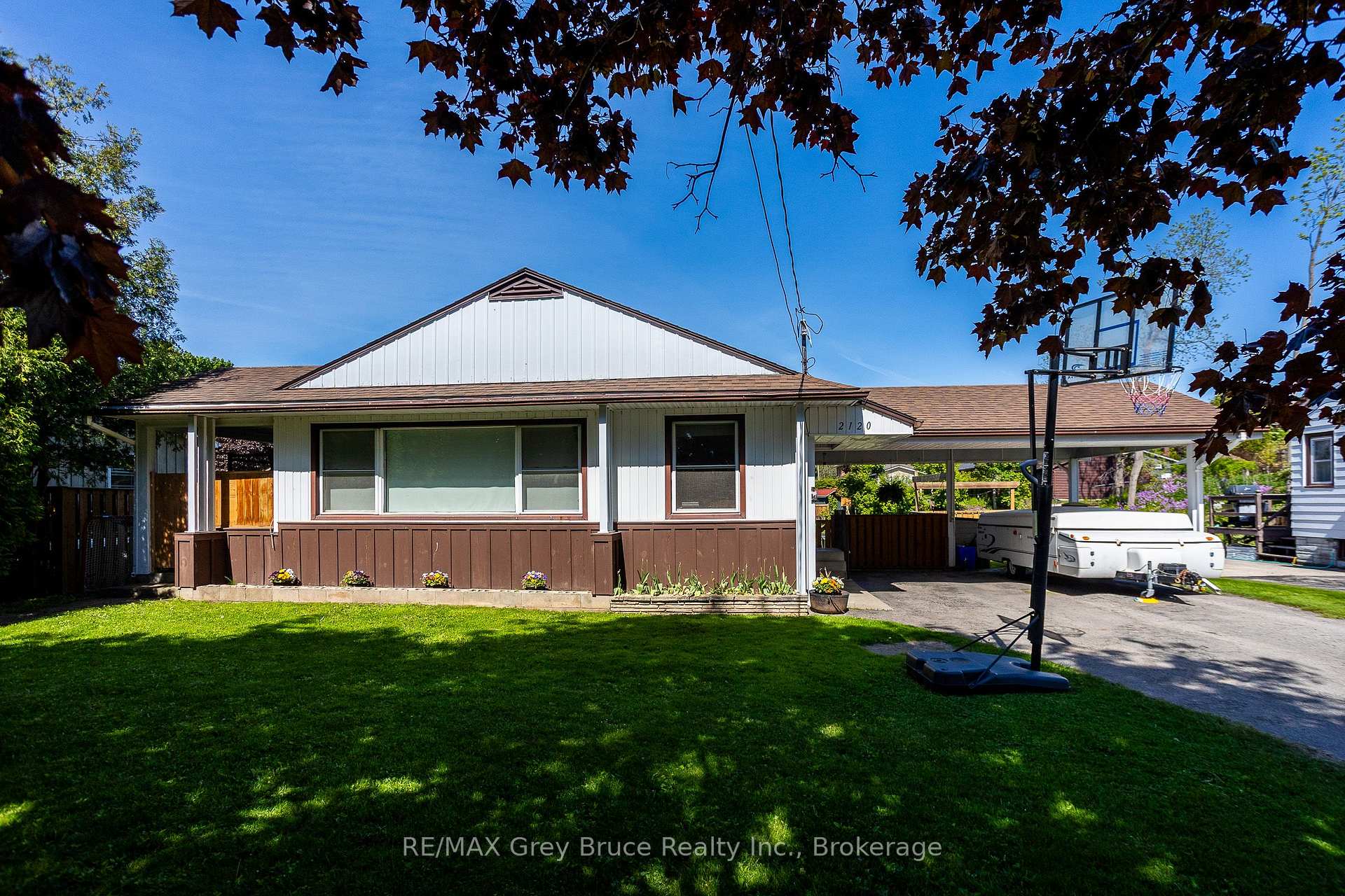Photo 1 of 2120 4th Avenue W, Owen Sound — HOMEH