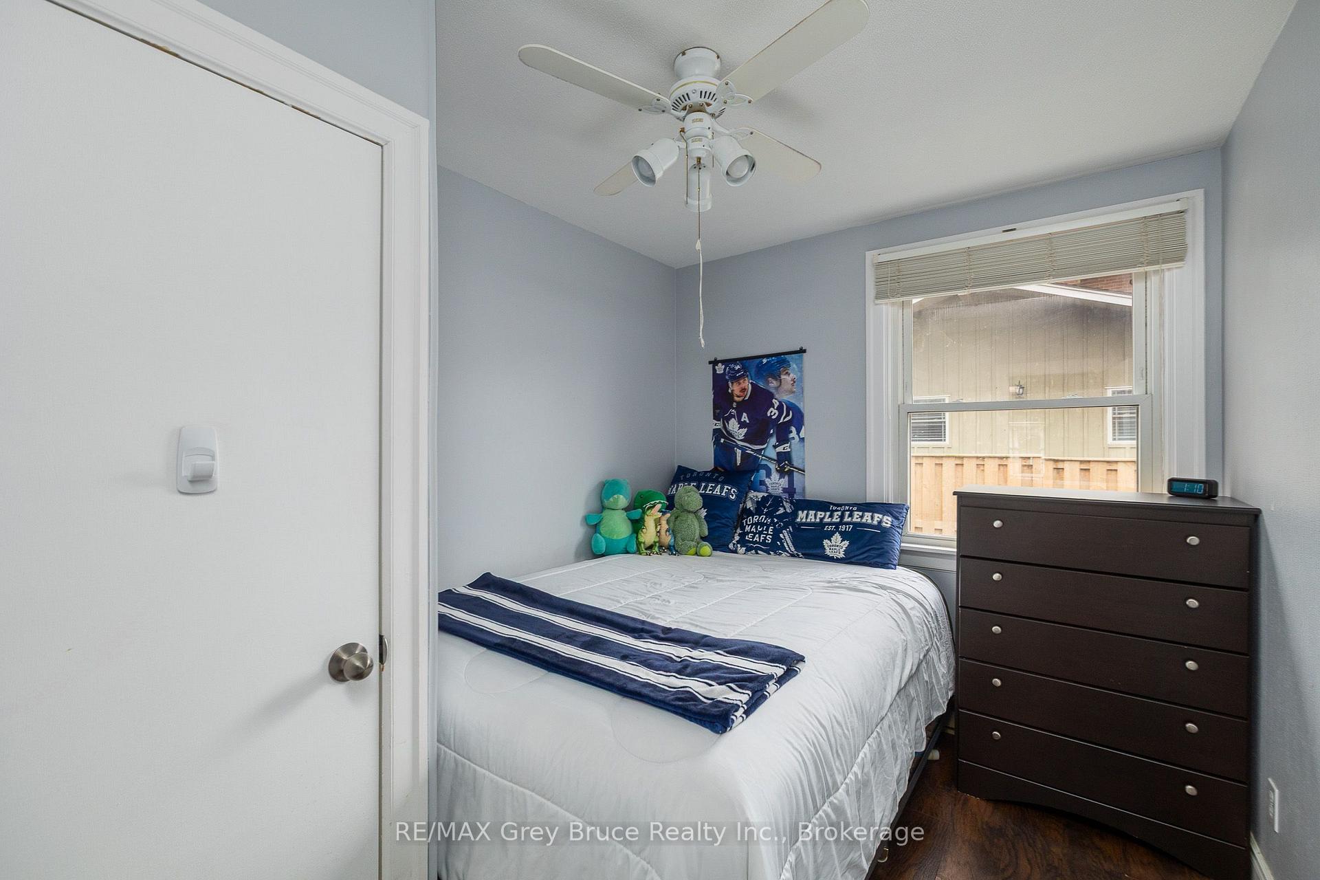 Photo 12 of 2120 4th Avenue W, Owen Sound — HOMEH