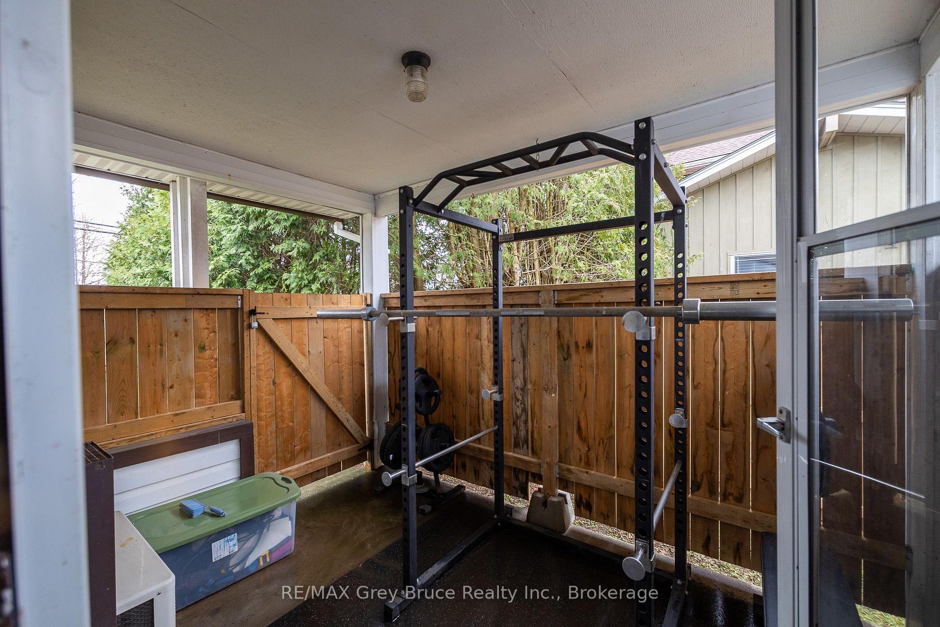 Photo 22 of 2120 4th Avenue W, Owen Sound — HOMEH