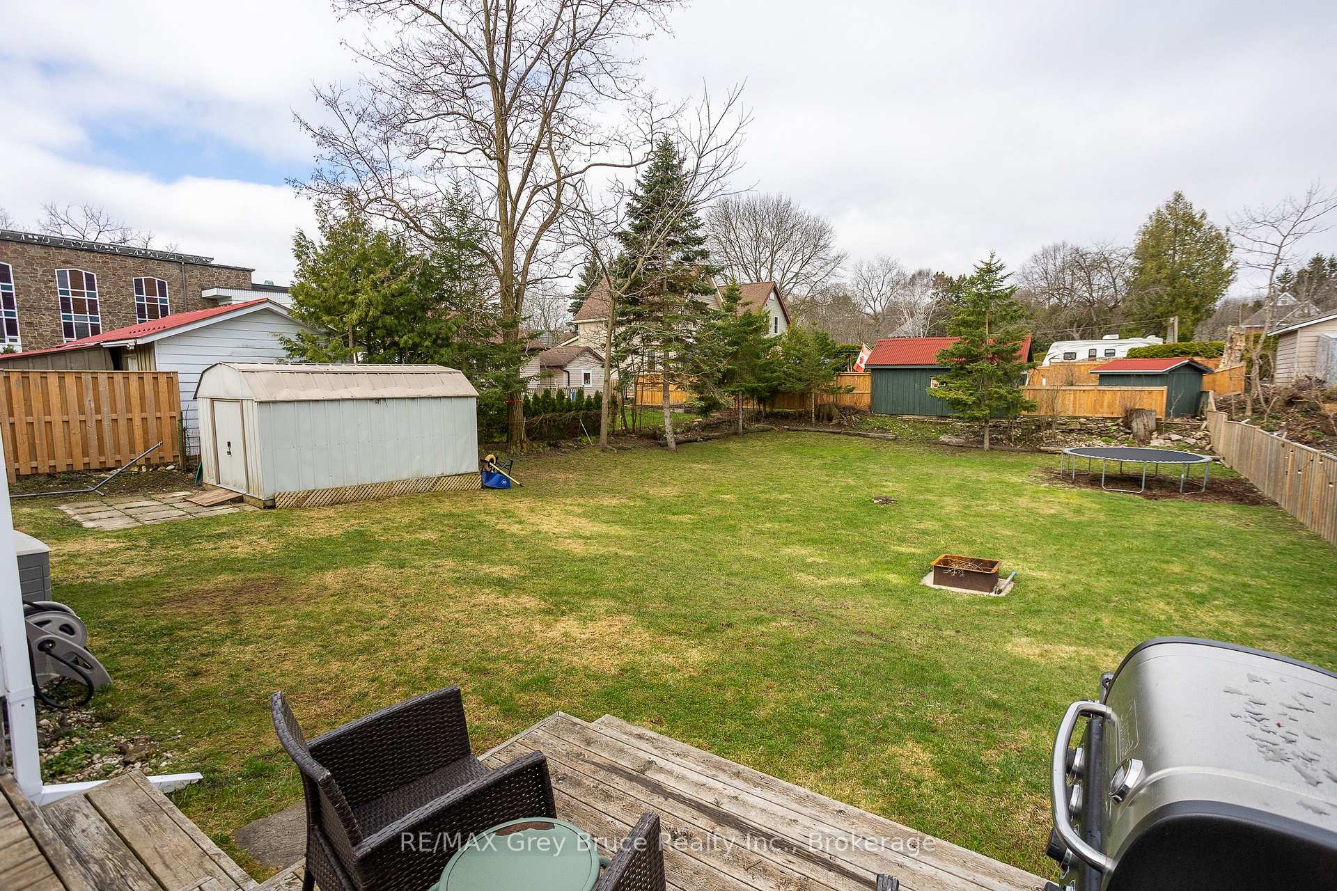 Photo 24 of 2120 4th Avenue W, Owen Sound — HOMEH