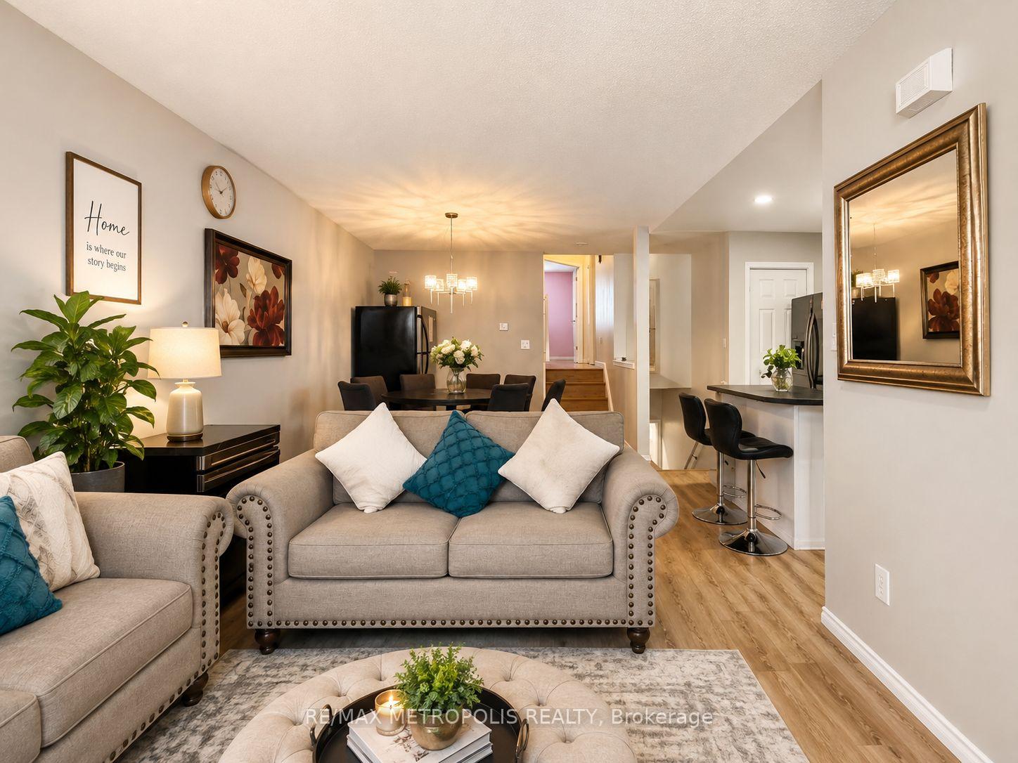 Photo 19 of 35 Phair Crescent, London, South J — HOMEH