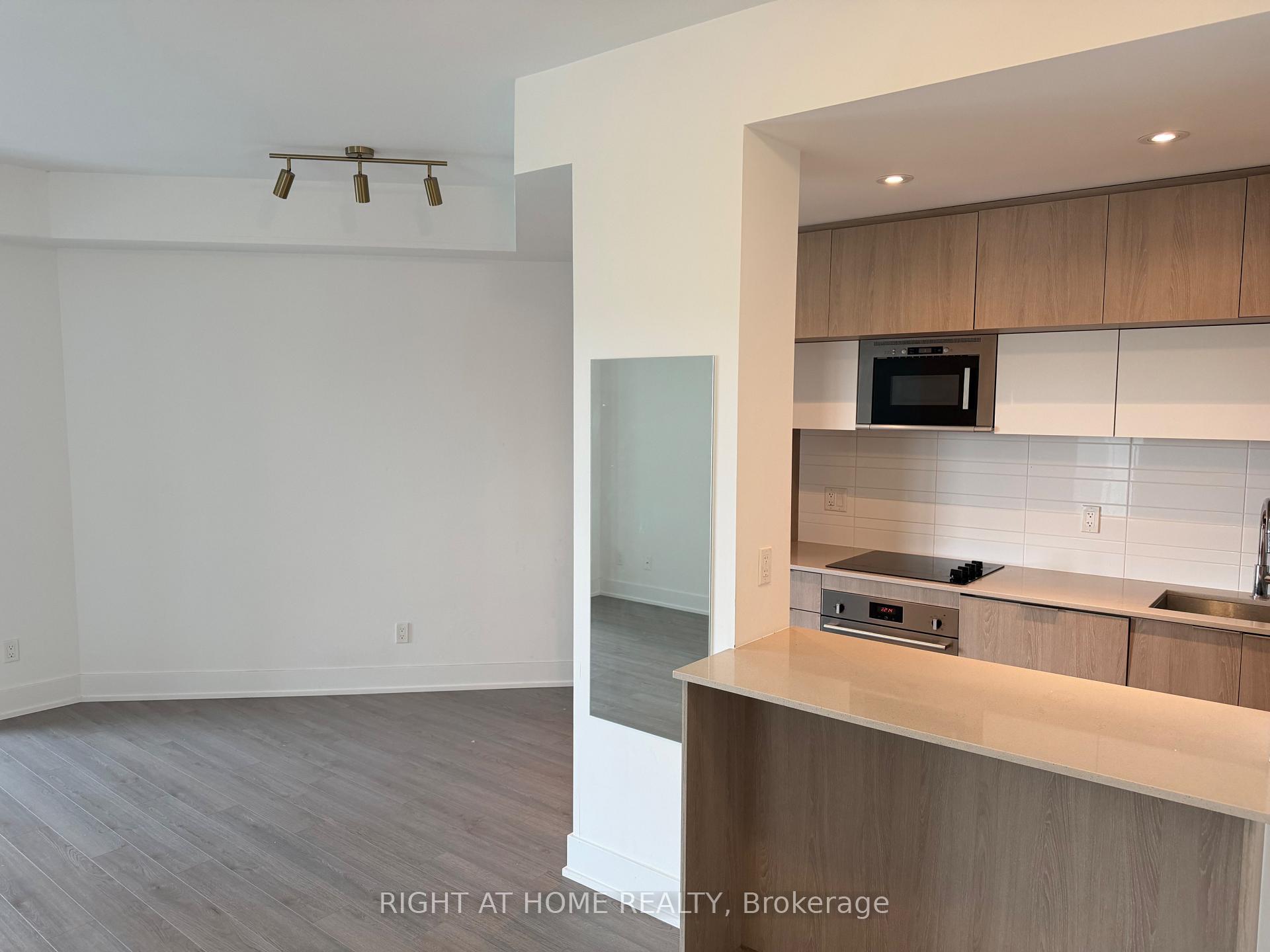 Photo 2 of Unit 705, 1 Belsize Drive, Toronto, Mount Pleasant West — HOMEH
