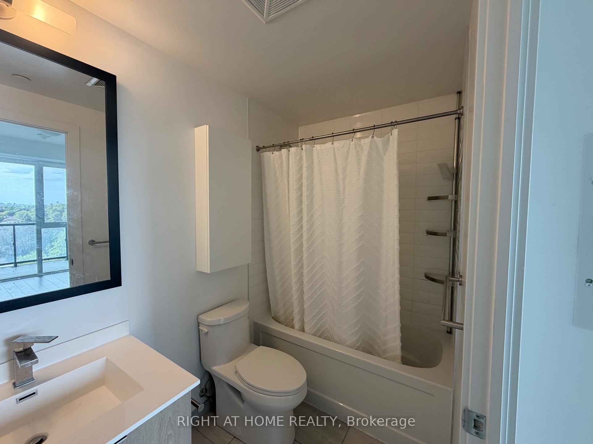 Photo 7 of Unit 705, 1 Belsize Drive, Toronto, Mount Pleasant West — HOMEH