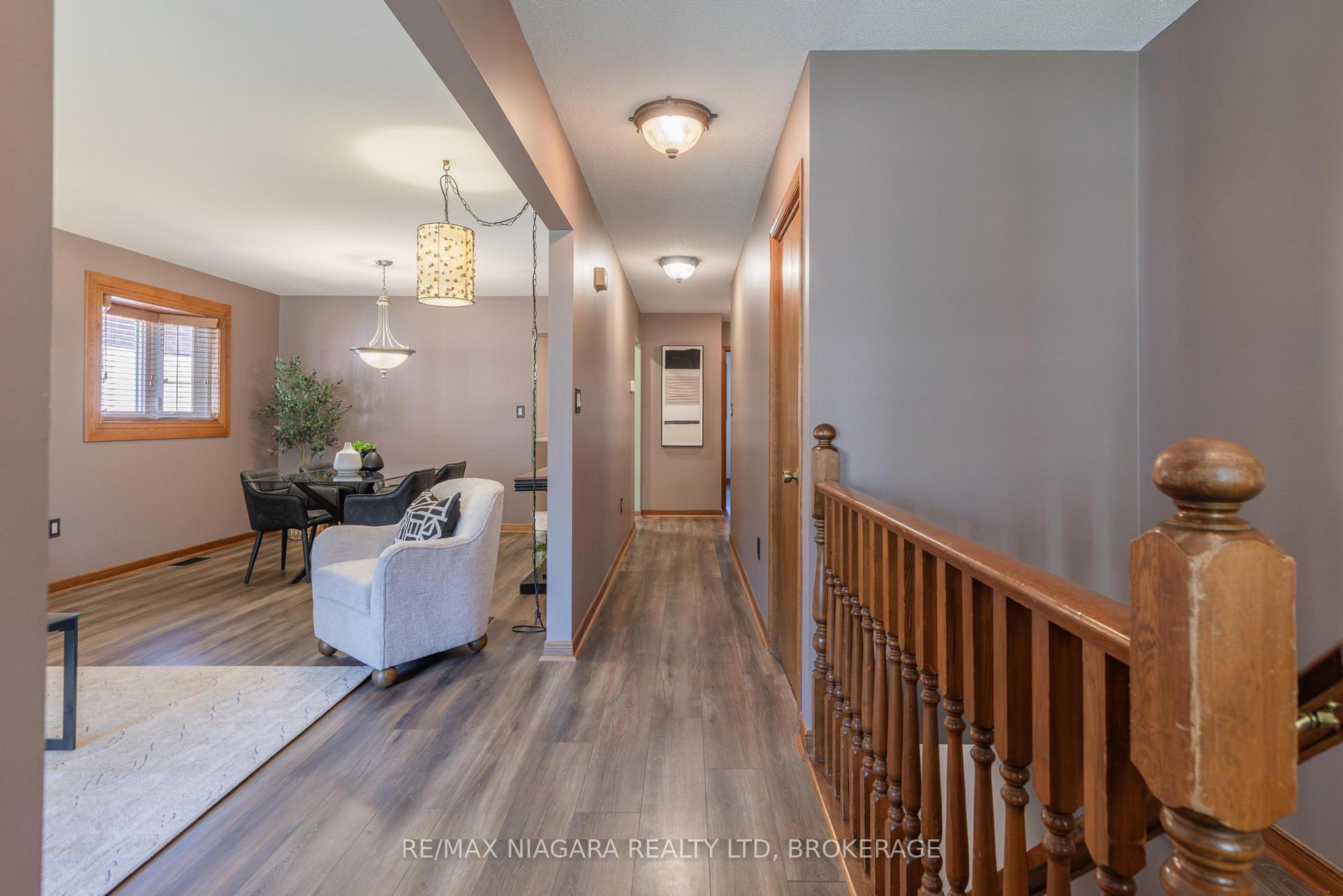 Photo 5 of 27 Andrea Drive, St. Catharines, Rykert/Vansickle — HOMEH