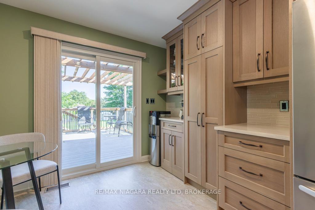 Photo 15 of 27 Andrea Drive, St. Catharines, Rykert/Vansickle — HOMEH