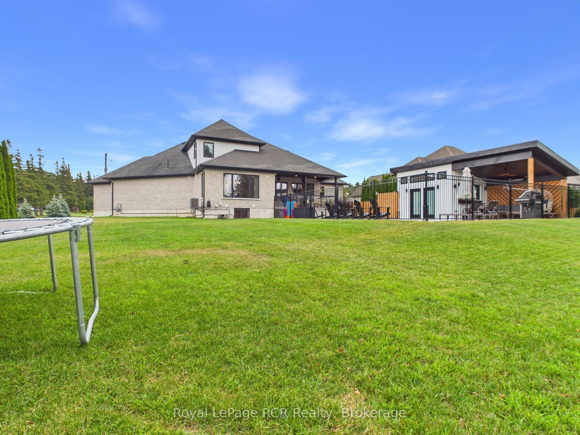 Photo 55 of 906 Parkplace Place, Huron-Kinloss — HOMEH