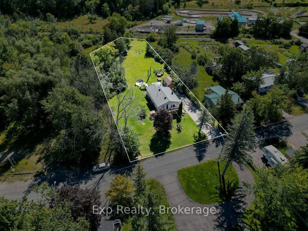 Photo 5 of 156 Cedar Drive, Trent Hills, Hastings — HOMEH