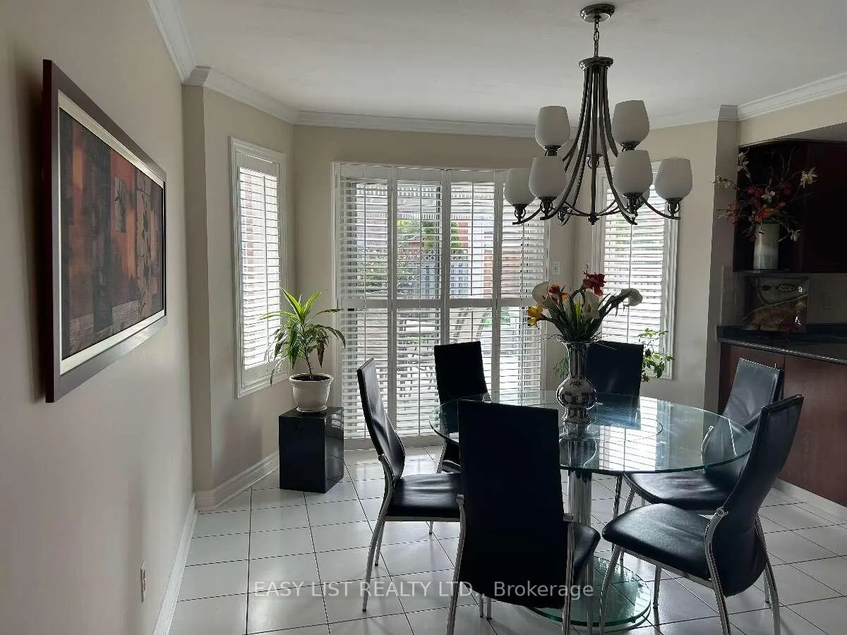 Photo 41 of 14 Gas Light Crescent, Vaughan, East Woodbridge — HOMEH