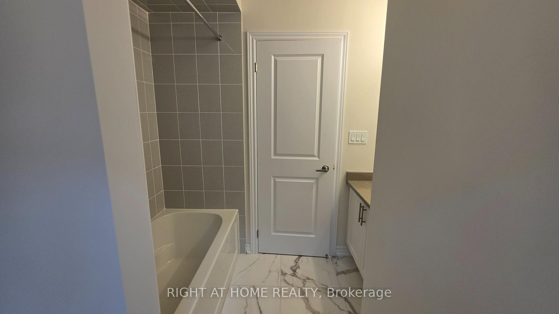 Photo 29 of 233 Postill Street, Brant, Paris — HOMEH