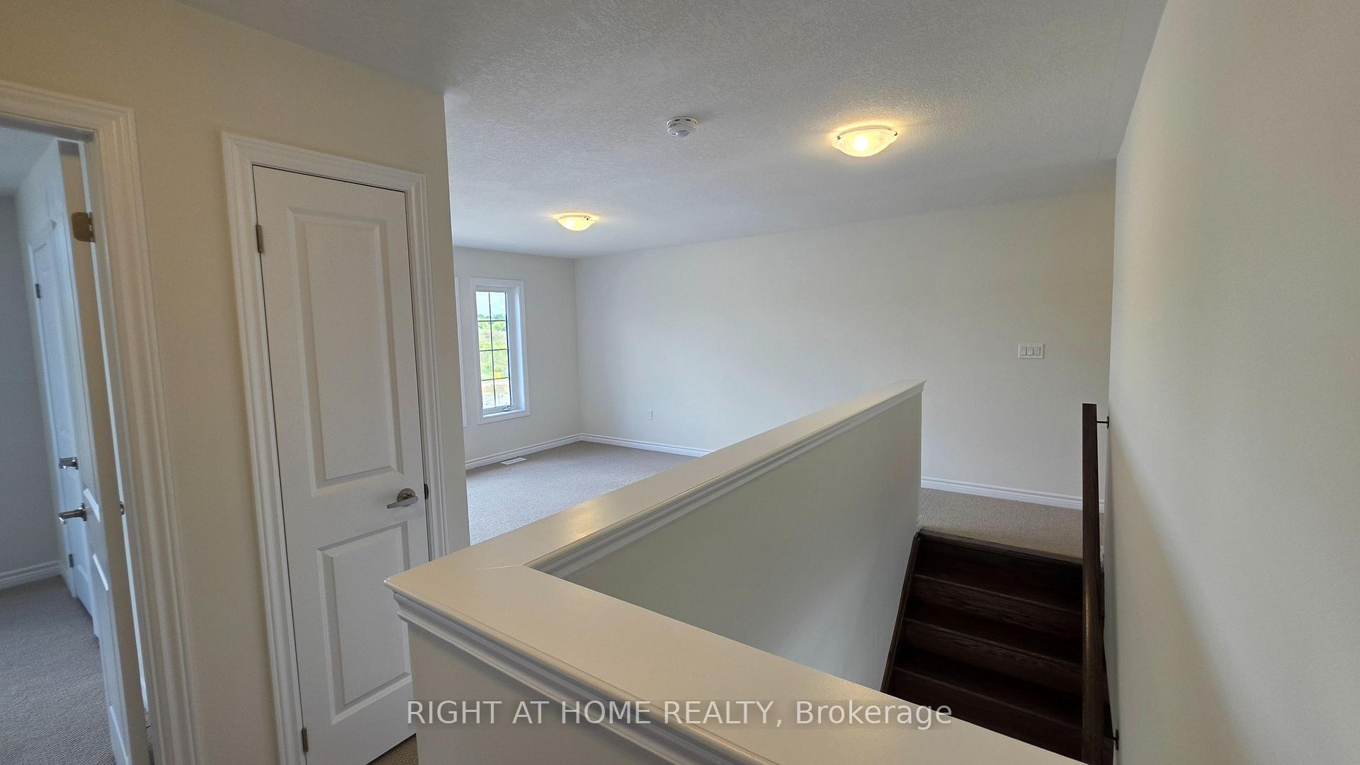 Photo 37 of 233 Postill Street, Brant, Paris — HOMEH