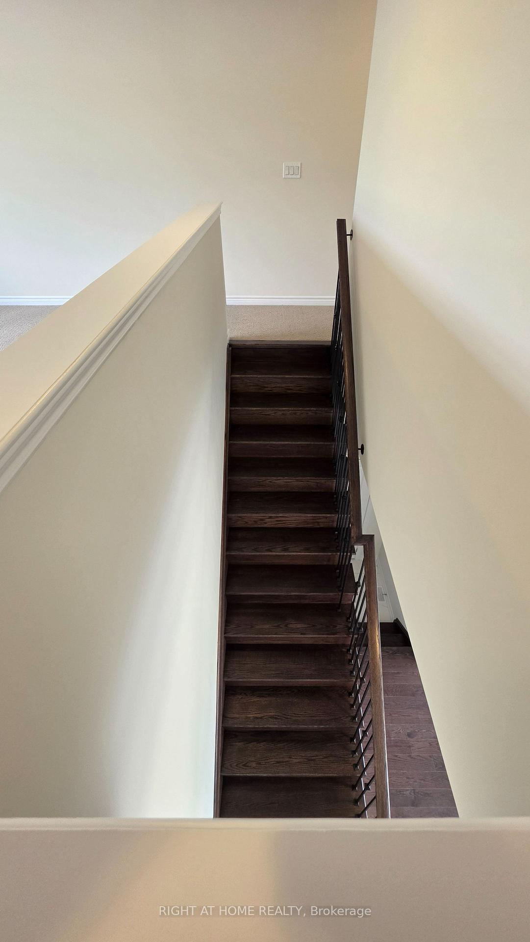 Photo 38 of 233 Postill Street, Brant, Paris — HOMEH