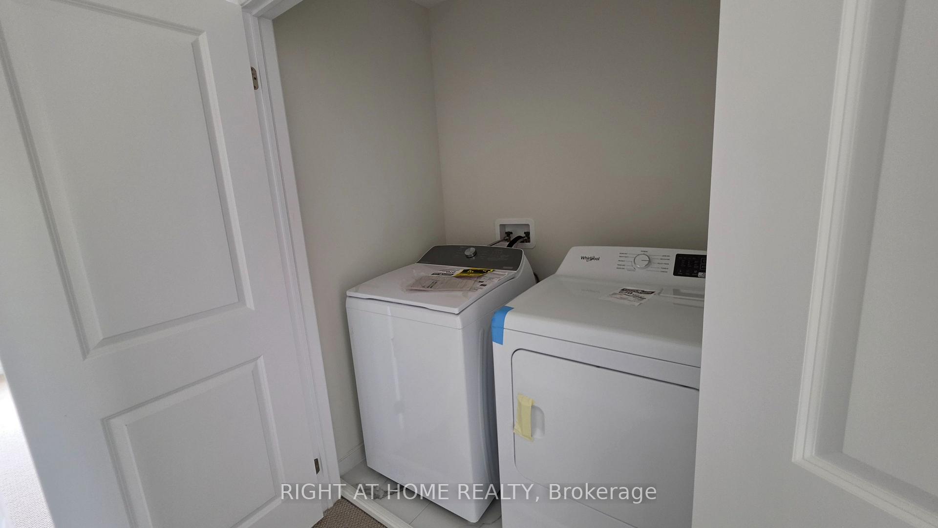 Photo 39 of 233 Postill Street, Brant, Paris — HOMEH
