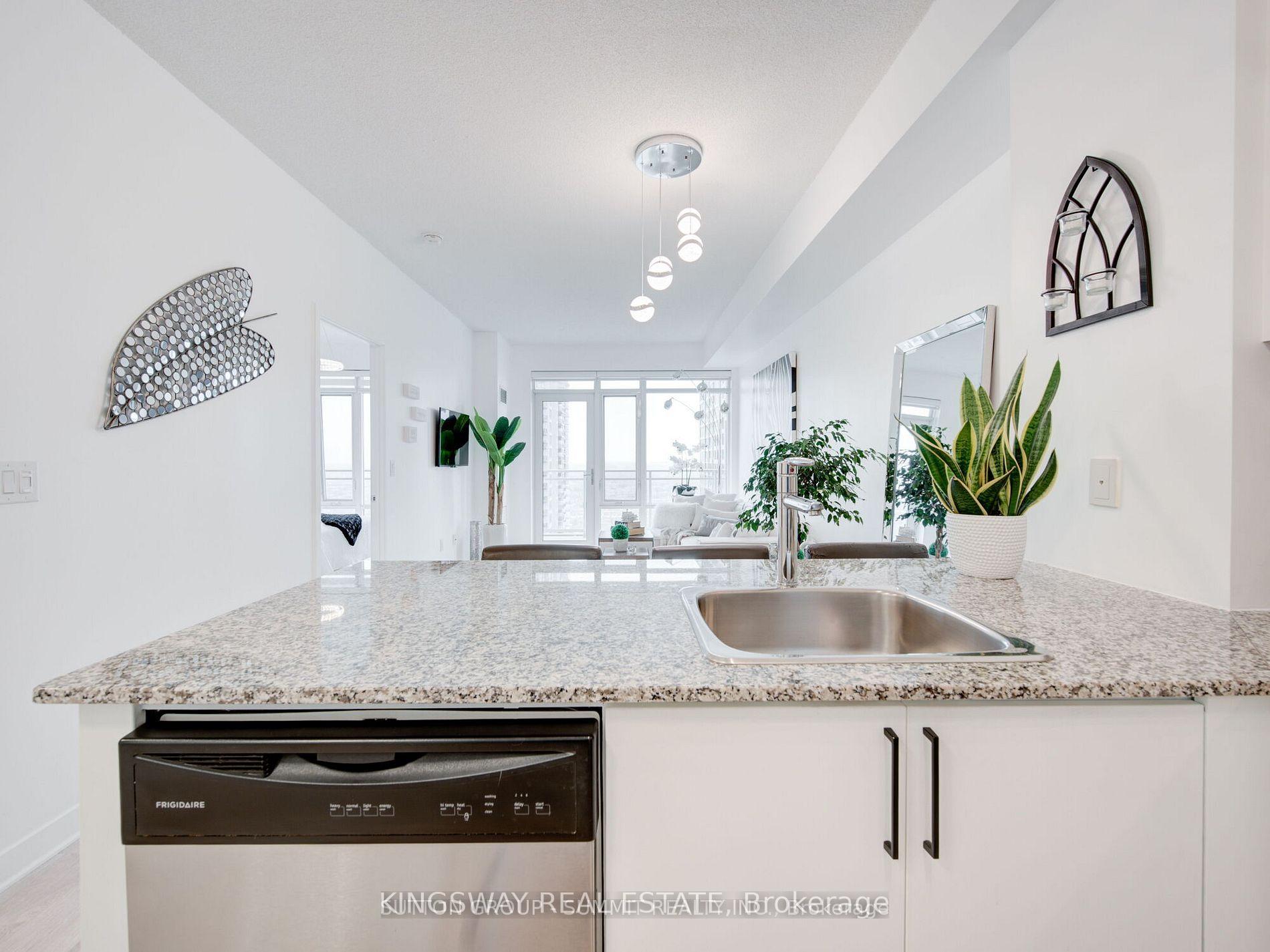 Photo 6 of Unit 2606, 360 Square One Drive, Mississauga, City Centre — HOMEH