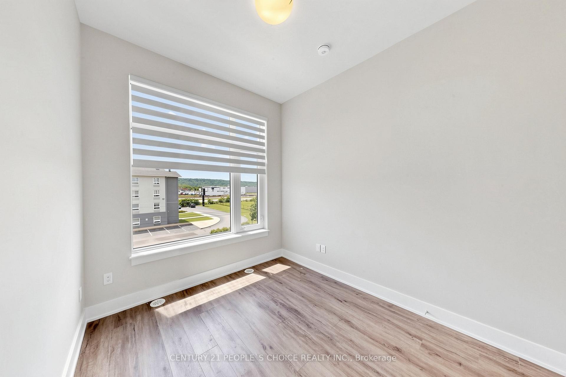 Photo 25 of 72 Windward Drive, Grimsby, Grimsby Beach — HOMEH