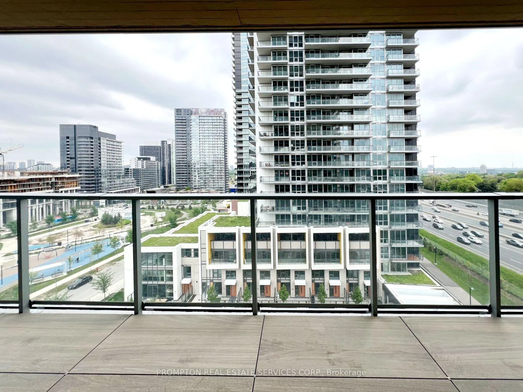 Photo 34 of Unit 915, 27 McMahon Drive, North York, Bayview Village — HOMEH