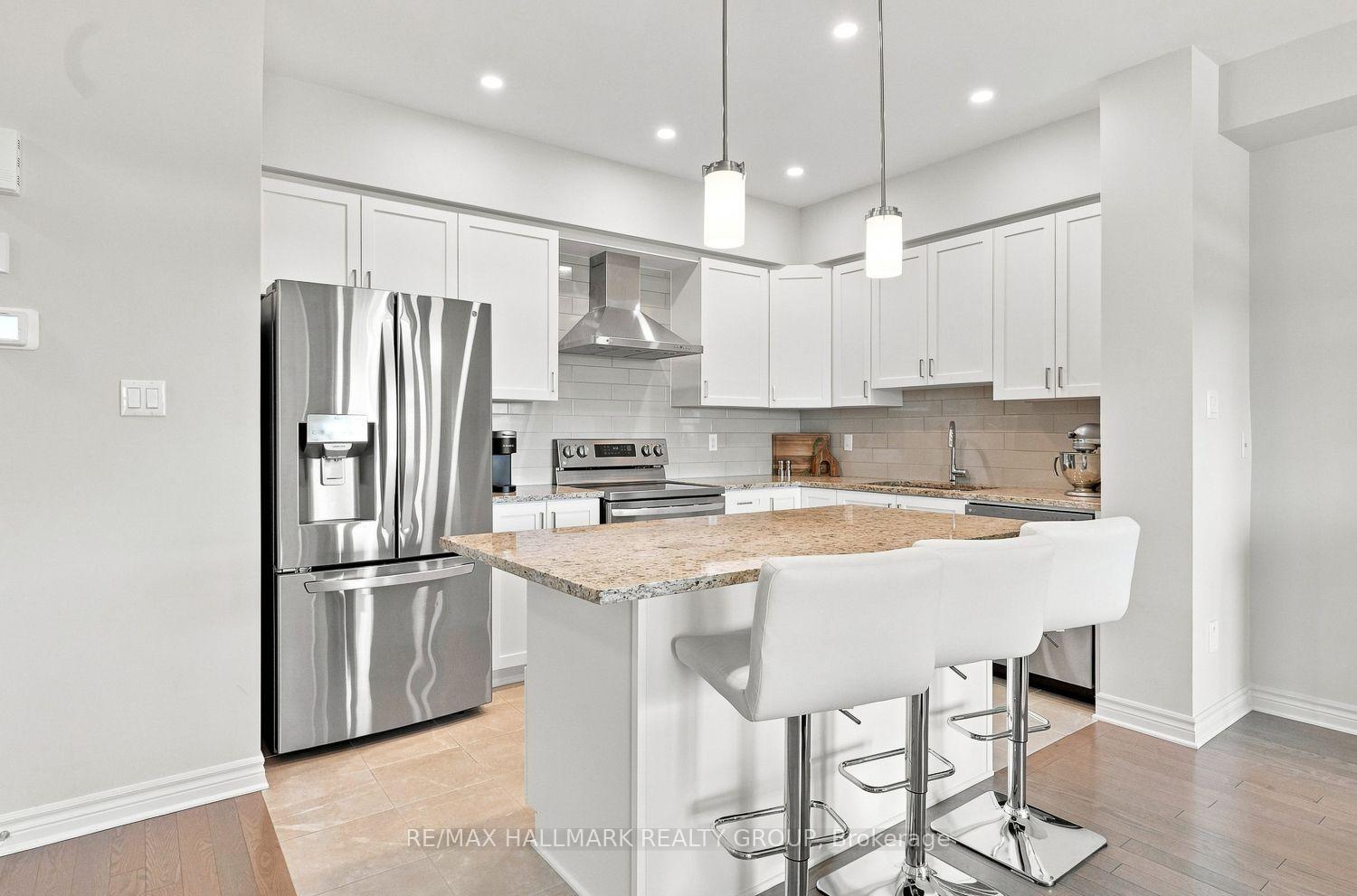 Photo 7 of 881 Couloir Road, Ottawa, Mer Bleue/Bradley Estates/Anderson Park — HOMEH