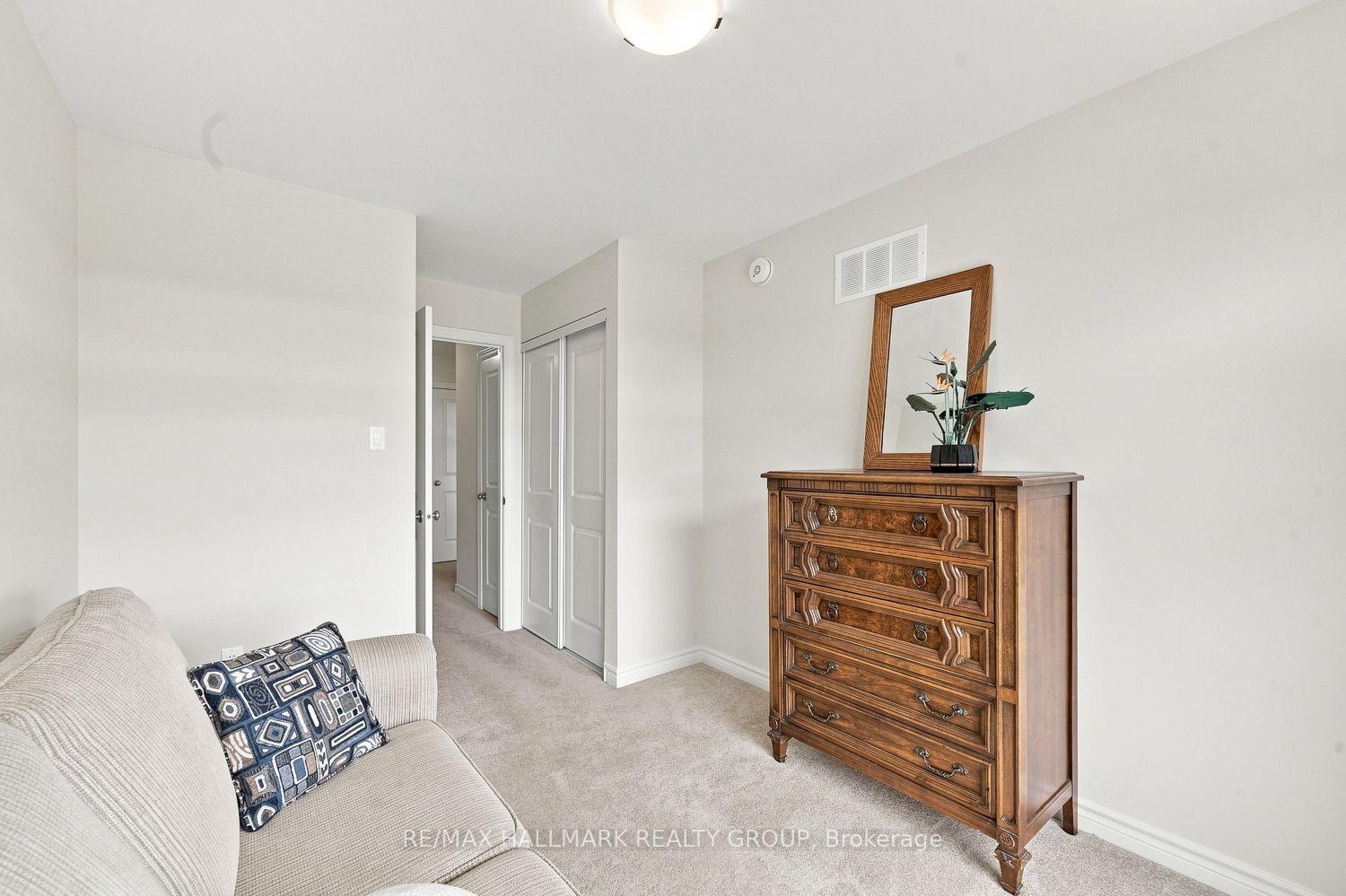 Photo 24 of 881 Couloir Road, Ottawa, Mer Bleue/Bradley Estates/Anderson Park — HOMEH