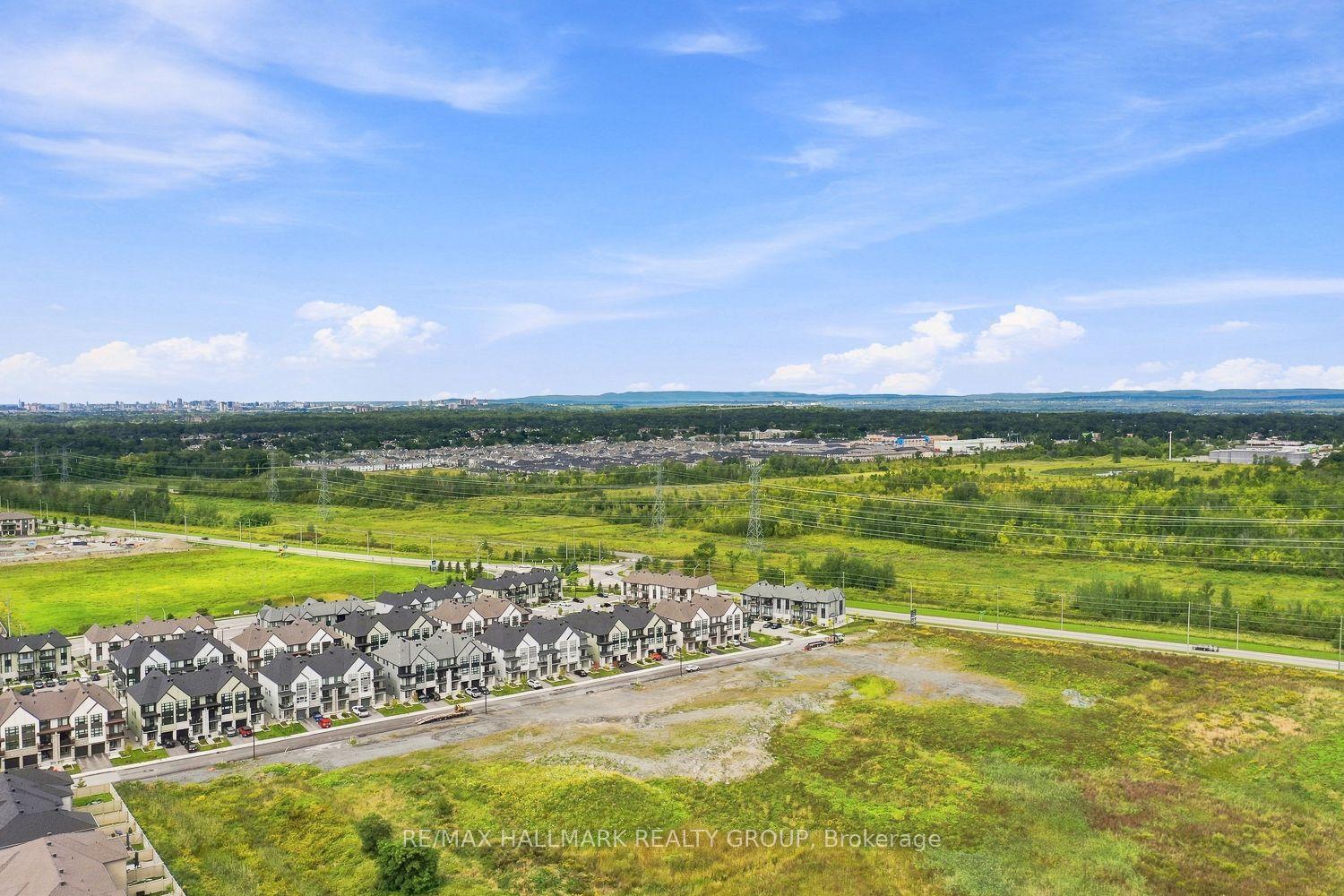 Photo 32 of 881 Couloir Road, Ottawa, Mer Bleue/Bradley Estates/Anderson Park — HOMEH