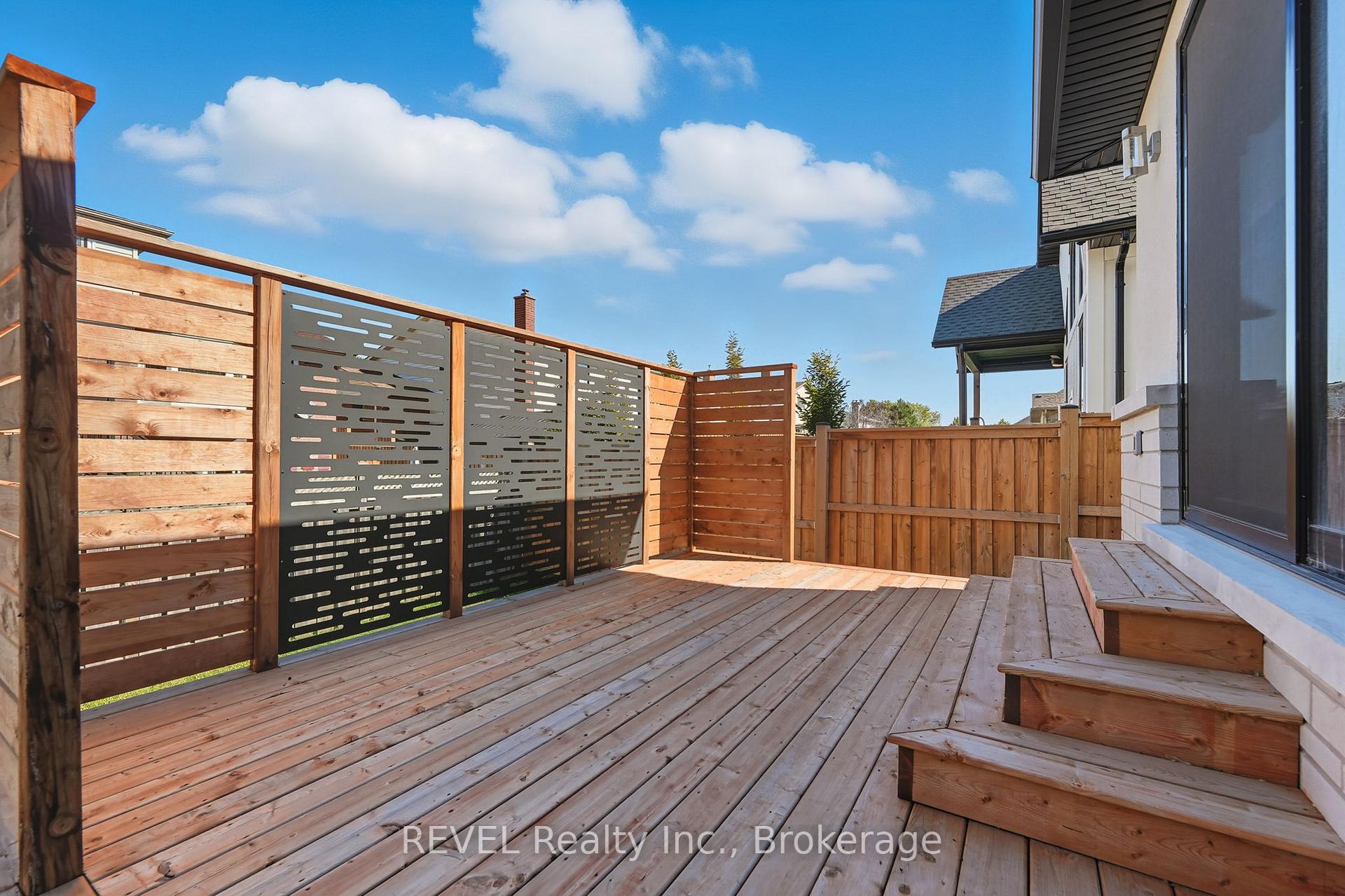 Photo 49 of 40 Ivy Crescent, Thorold, Confederation Heights — HOMEH