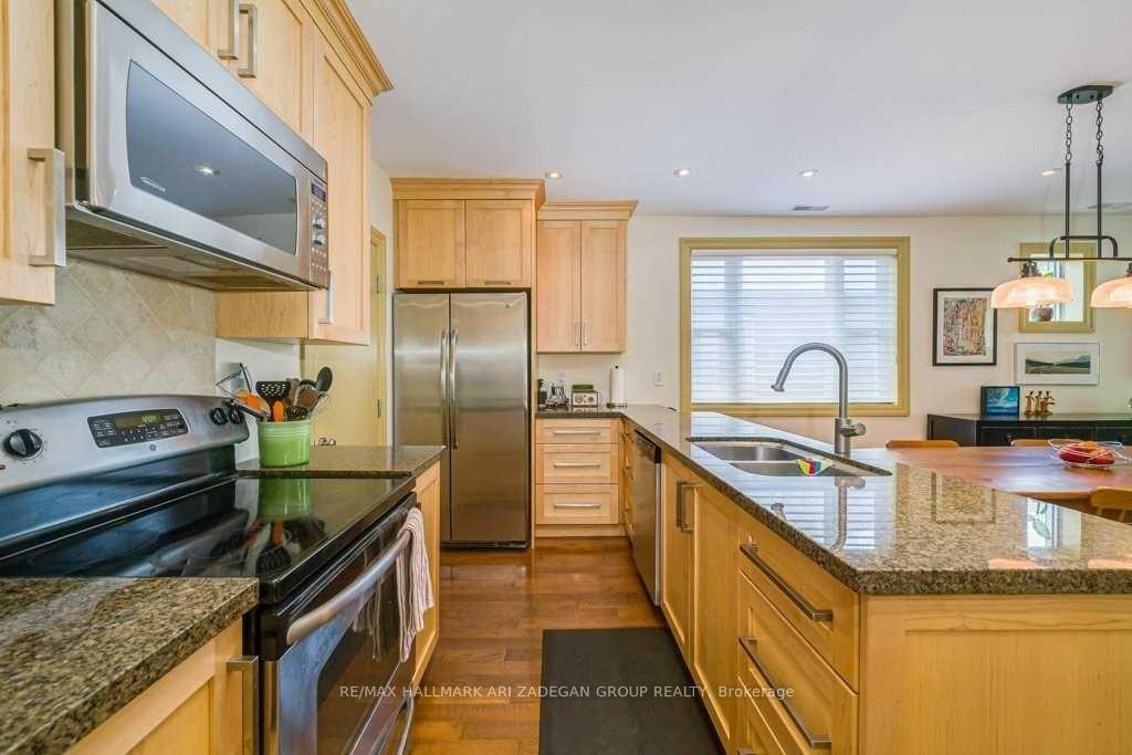Photo 6 of Unit A, 23 Preston Place, Toronto, Lawrence Park North — HOMEH