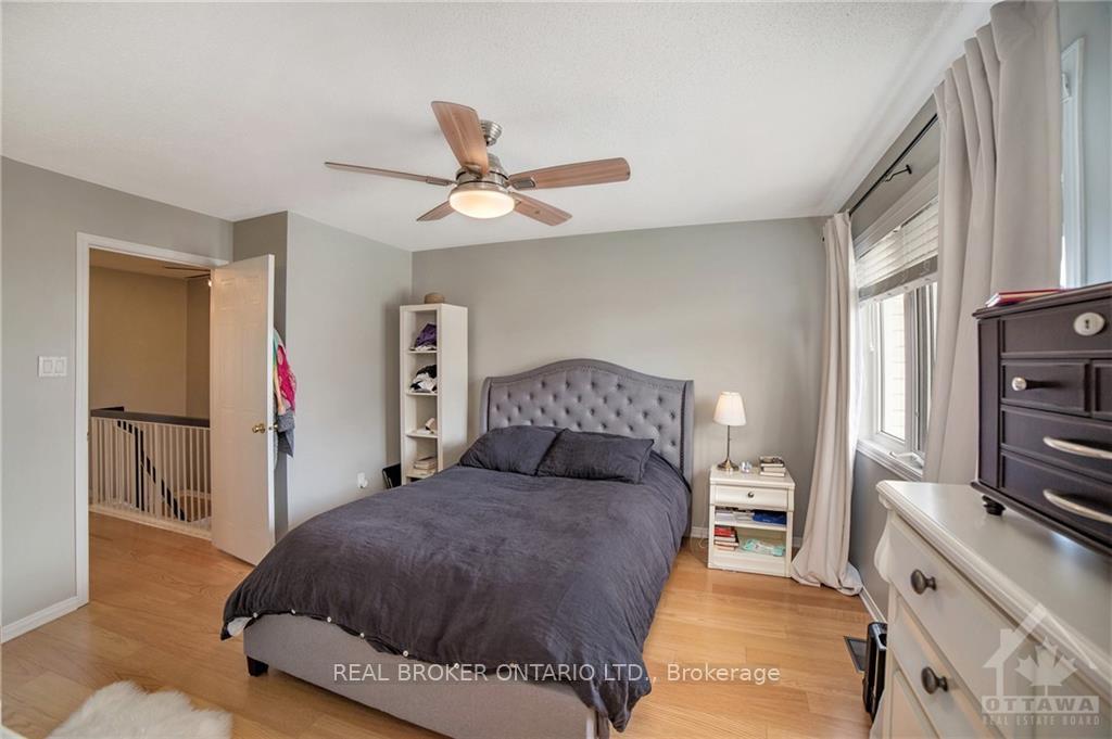 Photo 13 of 222 Meadowbreeze Drive, Ottawa, Kanata - Emerald Meadows/Trailwest — HOMEH