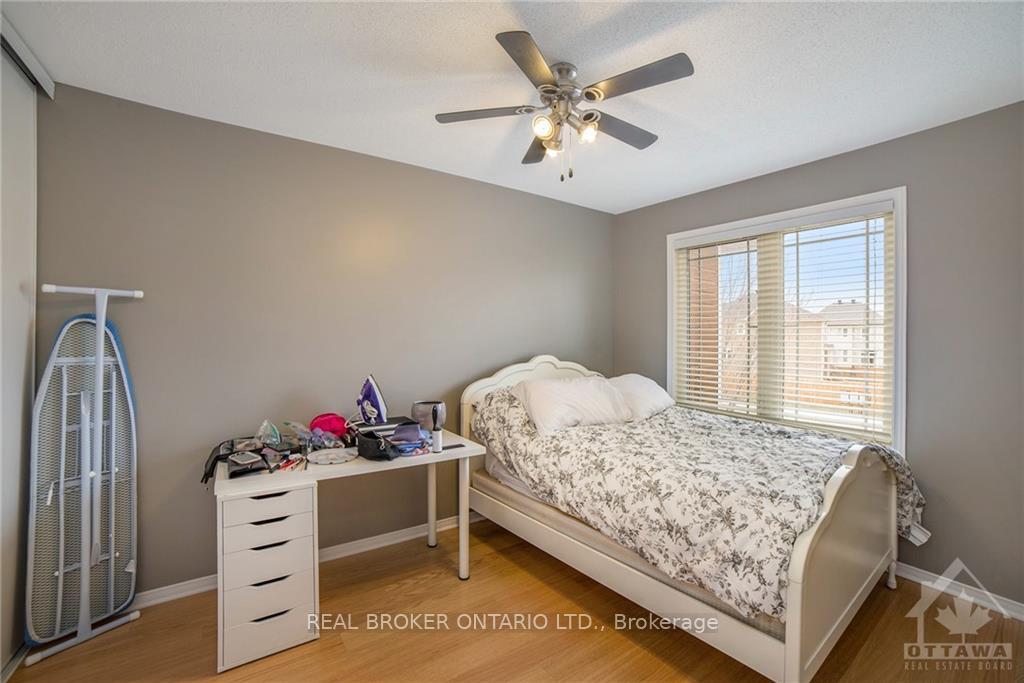 Photo 17 of 222 Meadowbreeze Drive, Ottawa, Kanata - Emerald Meadows/Trailwest — HOMEH